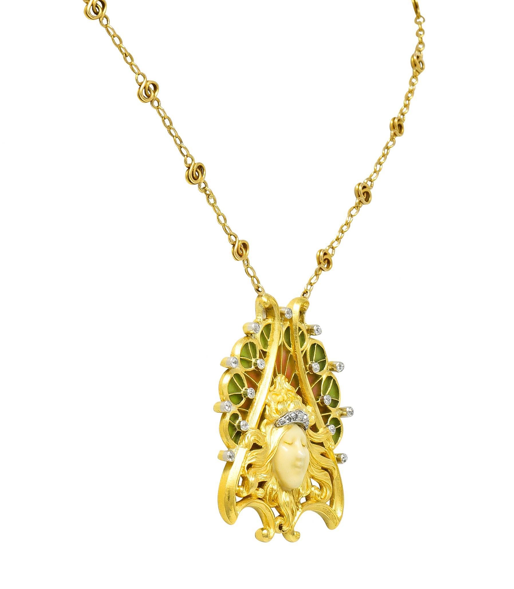 French Art Nouveau Diamond Plique-A-Jour Enamel Platinum 18 Karat Gold Necklace in vendita 4