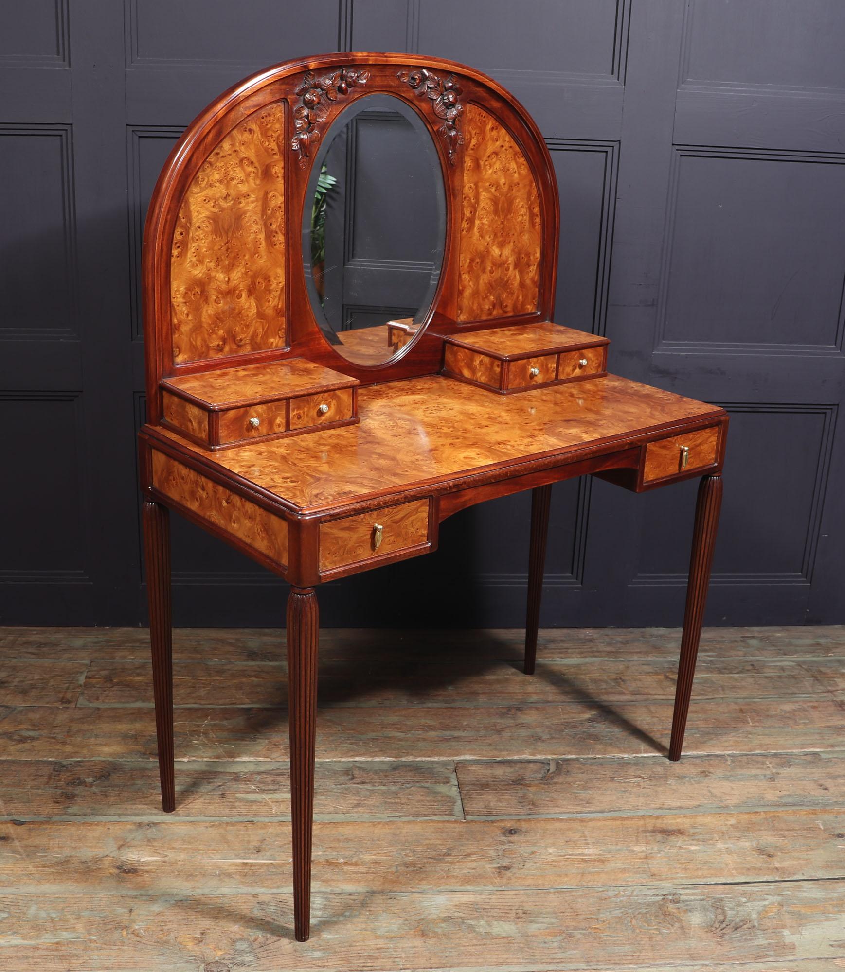 French Art Nouveau Dressing Table in Burr Elm 10