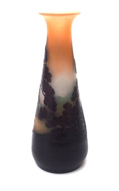 Vaso Art Nouveau francese Emile Galle Cameo Peach Early Morning Landscape c1908