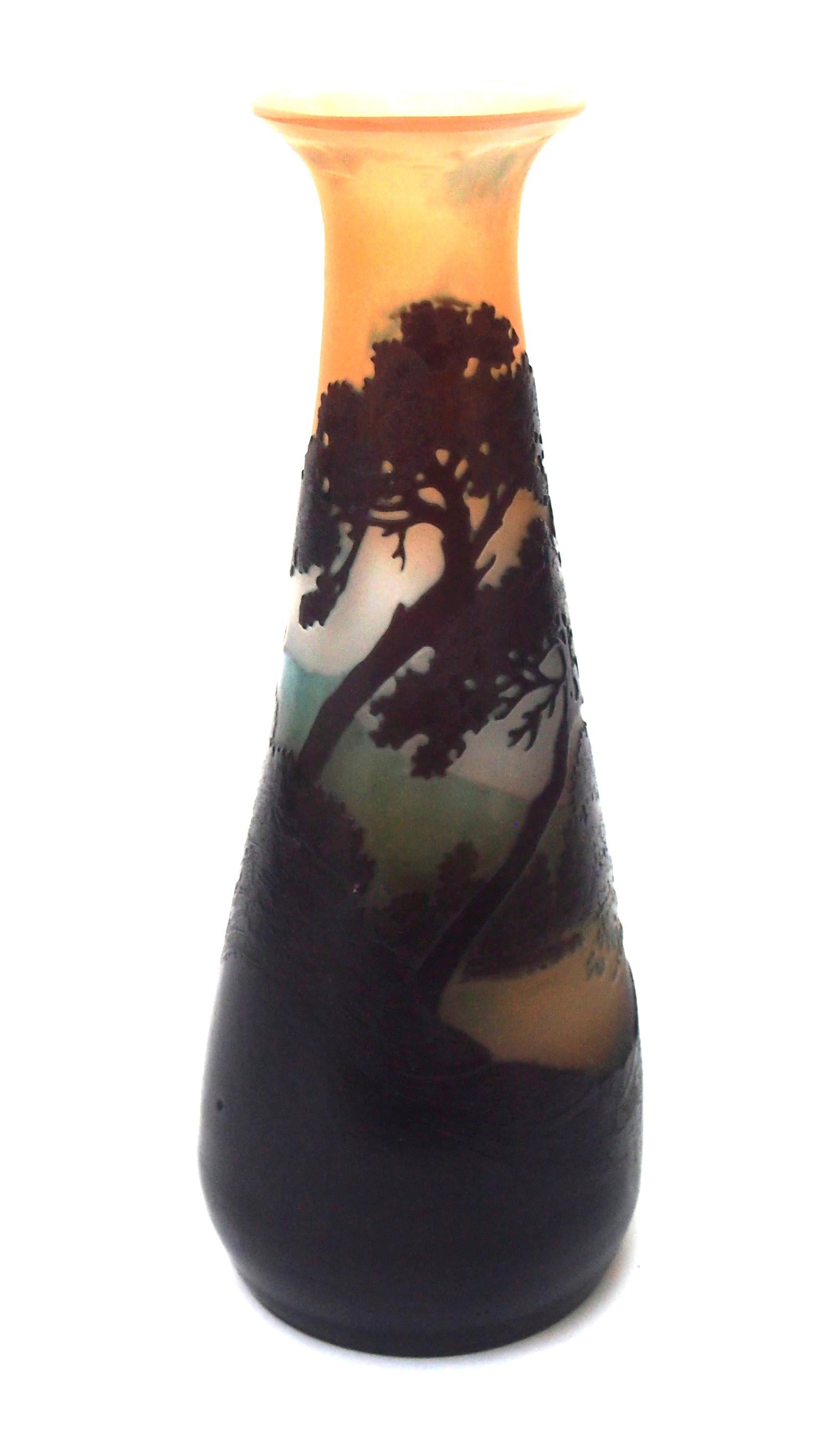 Französische Jugendstilvase Emile Galle Kamee Pfirsich Frühmorgenlandschaft Vase um 1908 im Zustand „Gut“ im Angebot in Worcester Park, GB