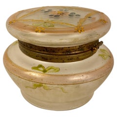 Scatola portagioie in vetro smaltato Art Nouveau francese di Legras