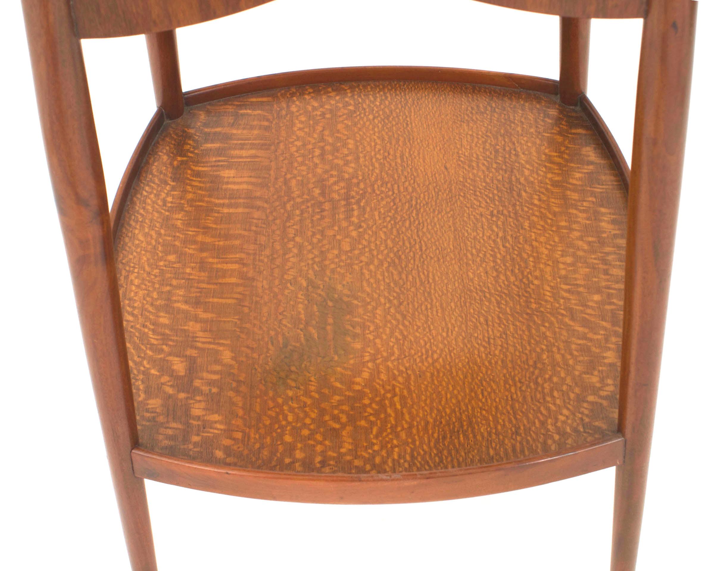 Louis Majorelle French Art Nouveau Curved Walnut End Table For Sale 1