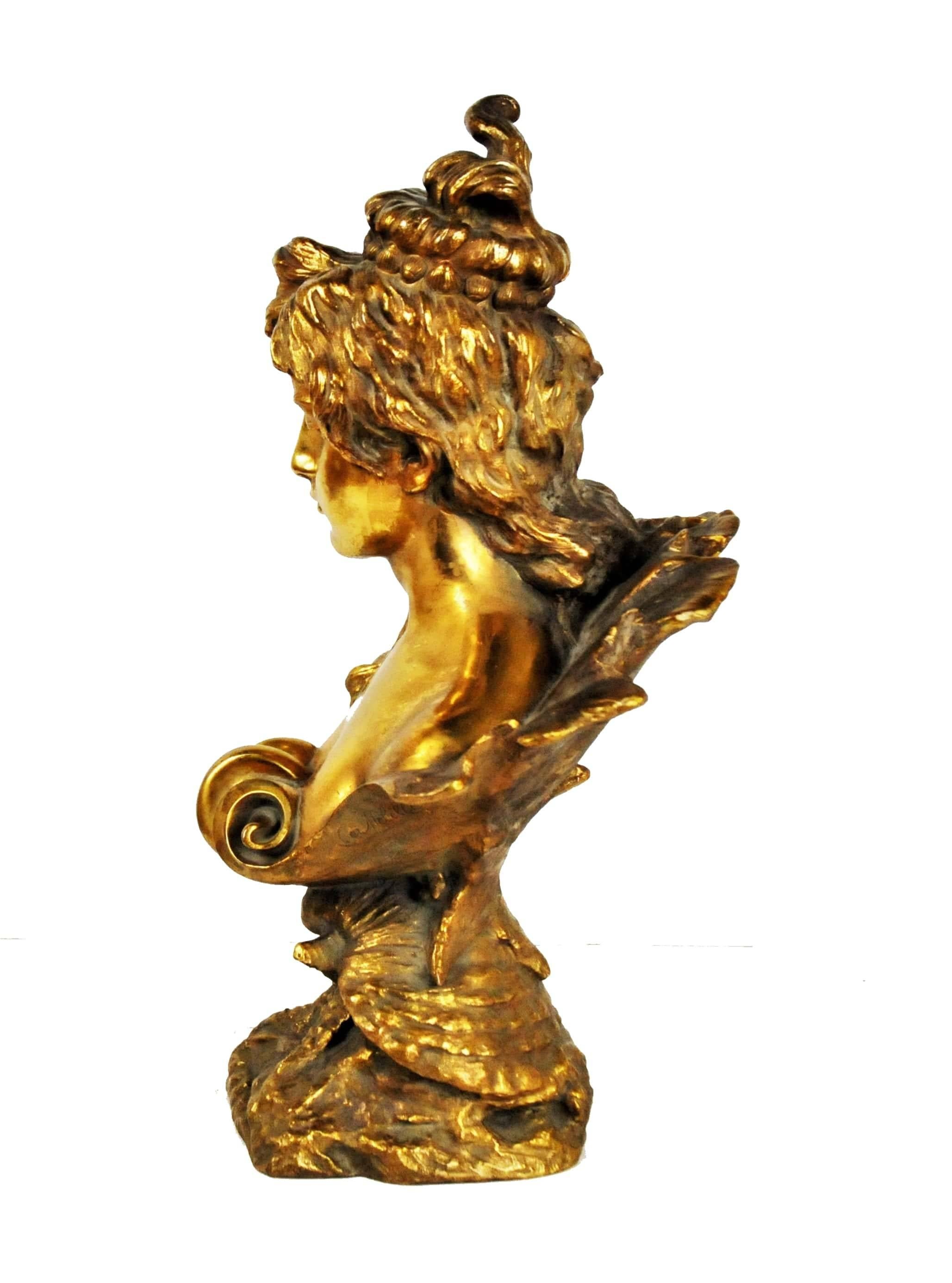 Français Buste féminin Art nouveau français, bronze doré, années 1900 en vente