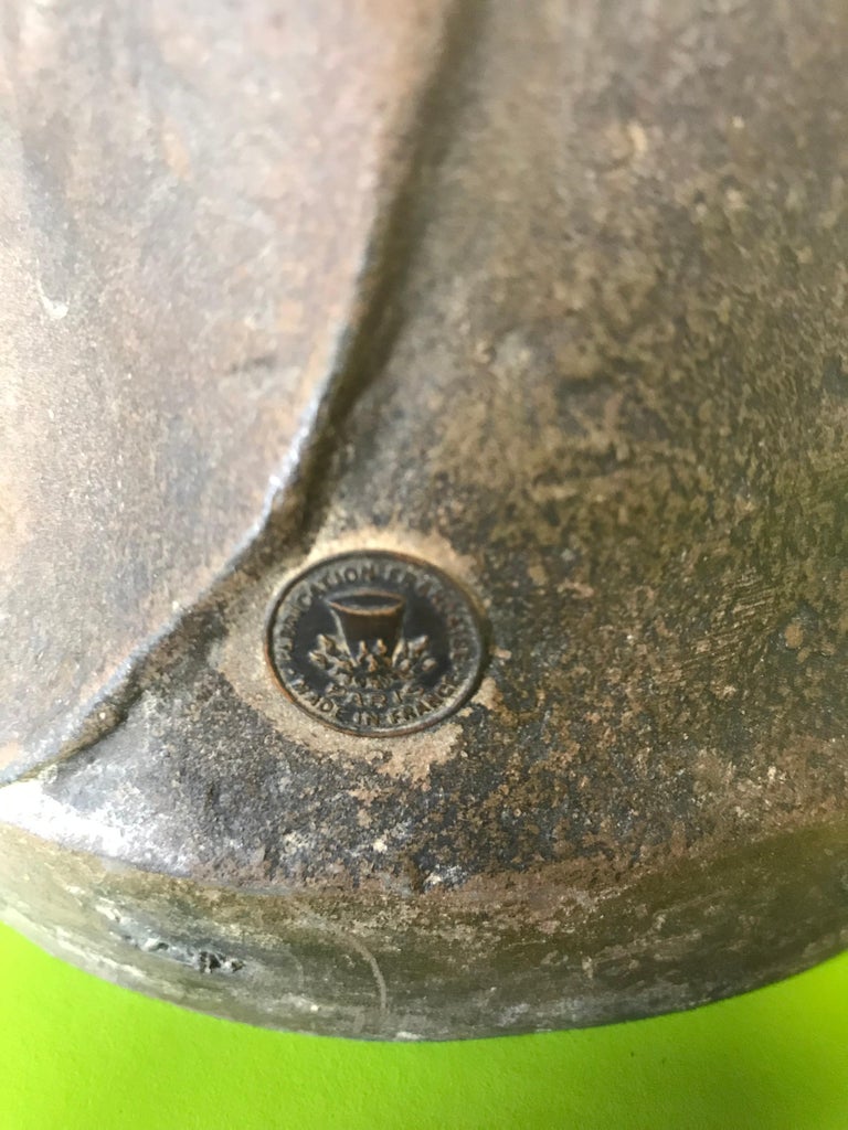 French Art Nouveau Figural Spelter Newel Post Lamp, Paris Foundry Mark