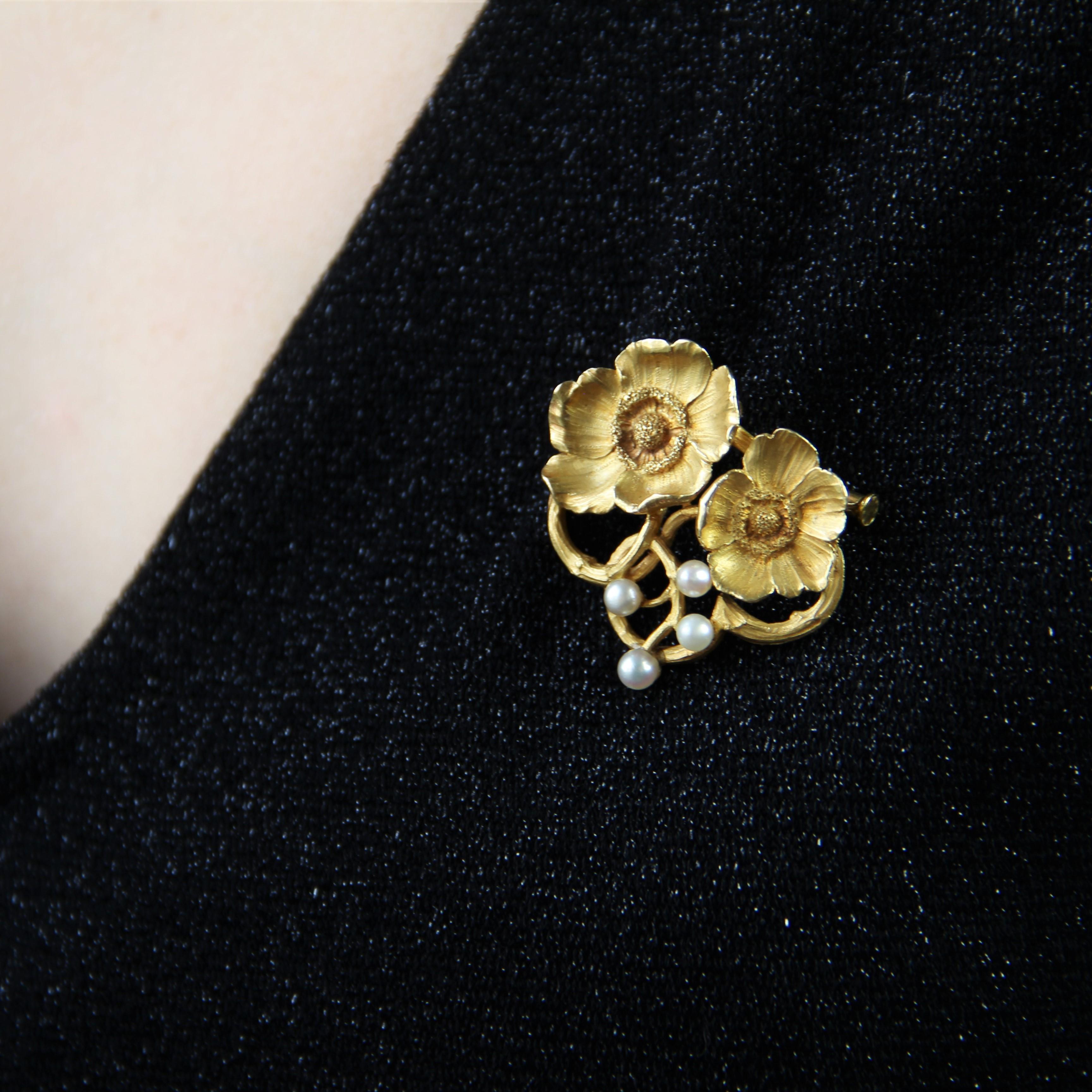 Franzsische Jugendstil-Blumenbrosche aus 18 Karat Gelbgold mit feinen Perlen und Gaston-Laffit im Angebot 5