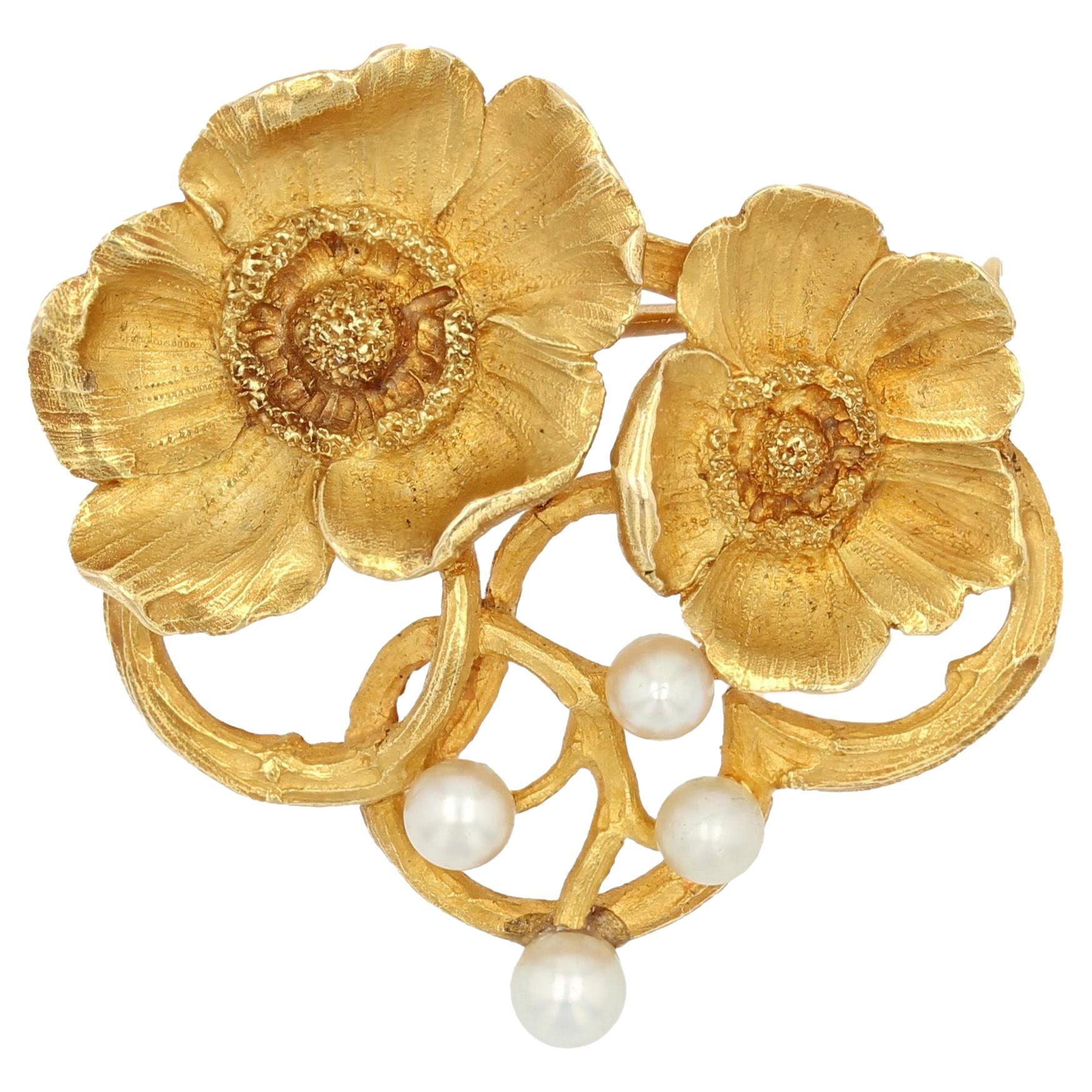 Franzsische Jugendstil-Blumenbrosche aus 18 Karat Gelbgold mit feinen Perlen und Gaston-Laffit im Angebot
