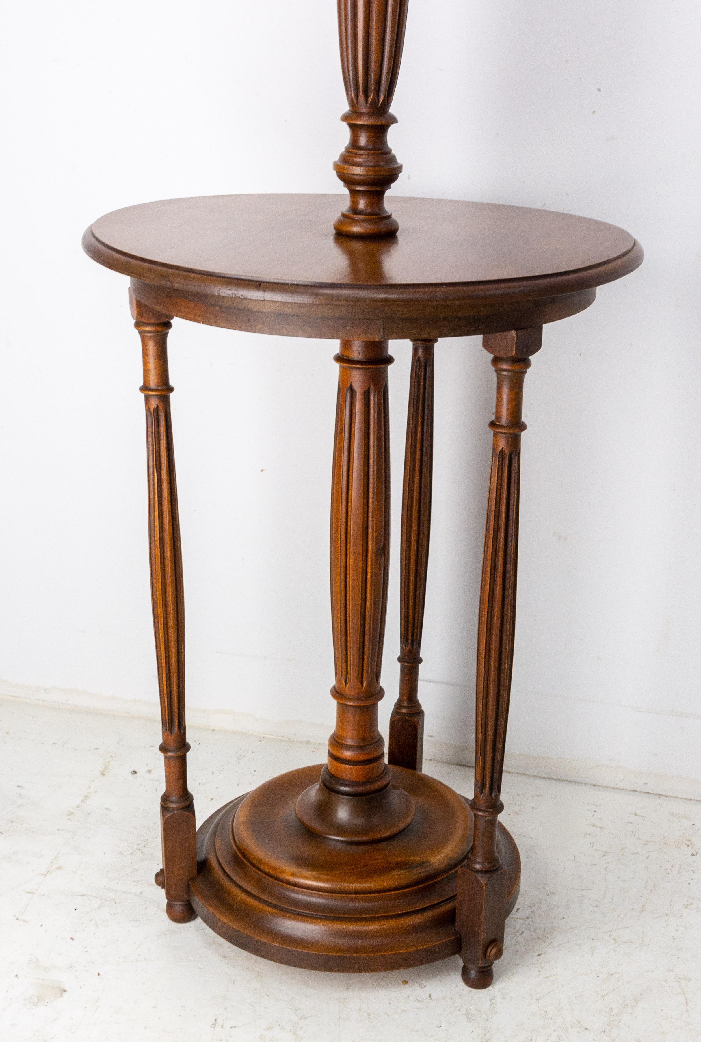 Lampada da terra francese Art Nouveau in faggio, circa 1900 In condizioni buone in vendita a Labrit, Landes
