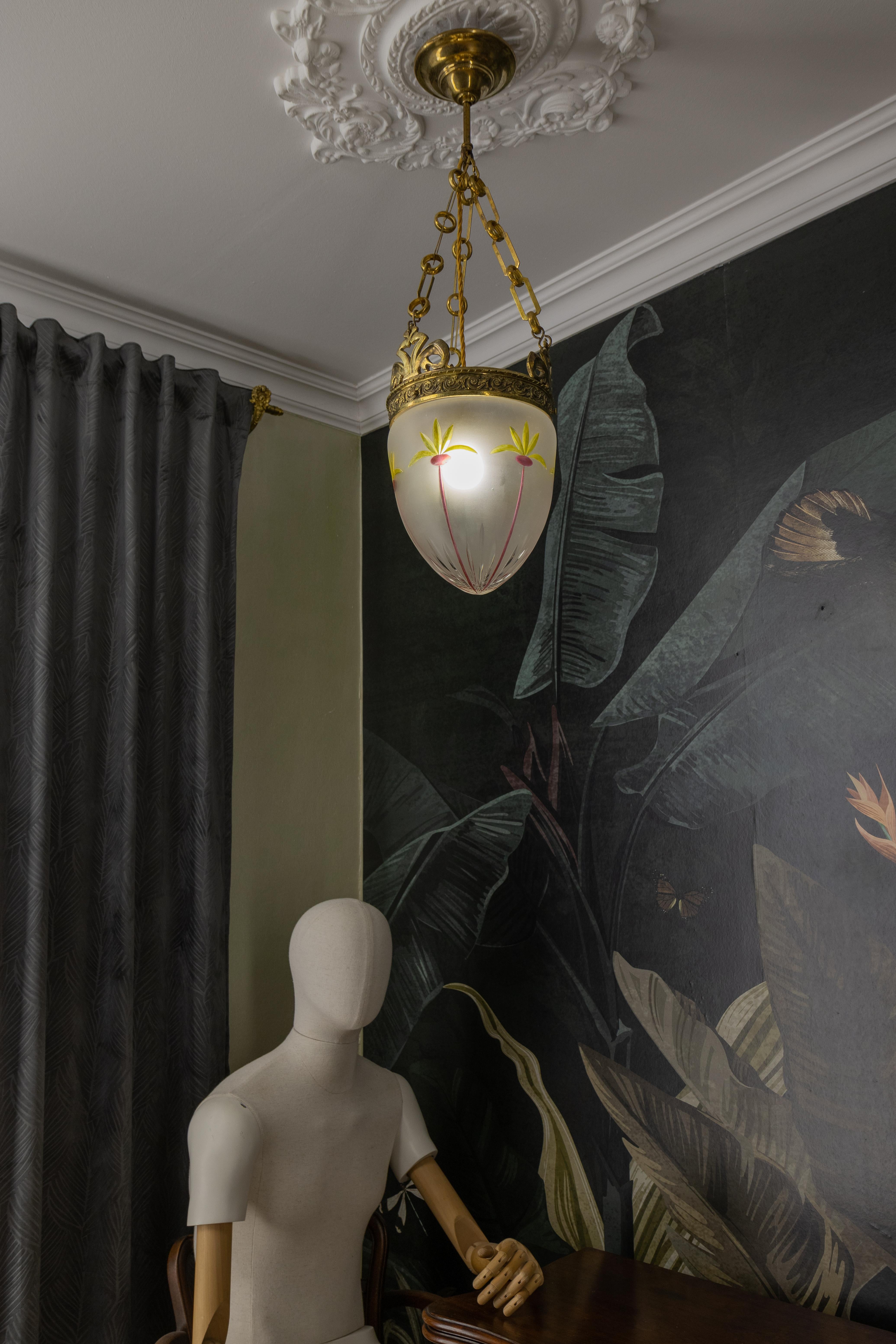French Art Nouveau Frosted and Cut Glass Pendant Light with Bronze Mount, 1920s For Sale 12