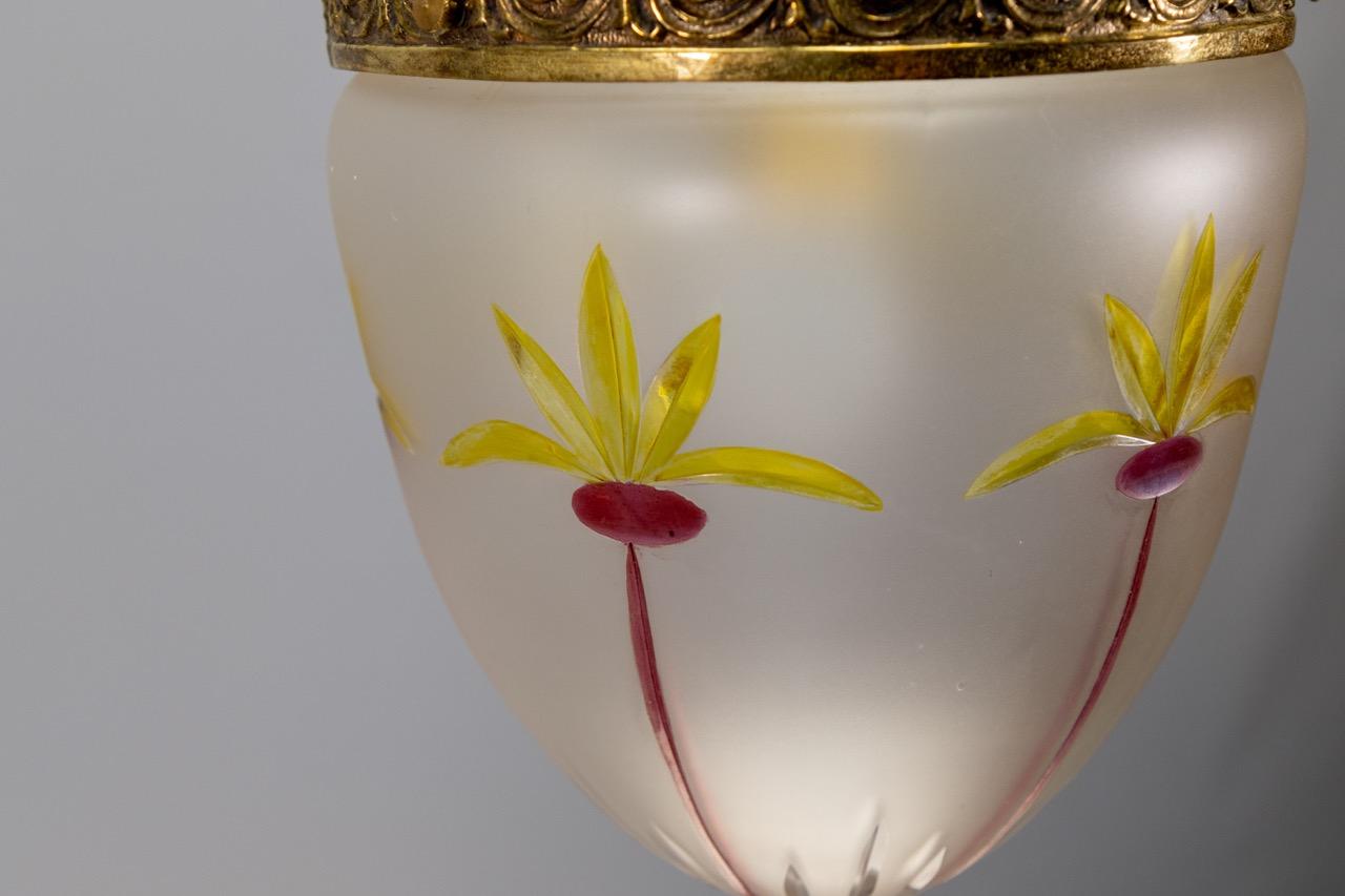 Early 20th Century French Art Nouveau Frosted and Cut Glass Pendant Light with Bronze Mount, 1920s For Sale