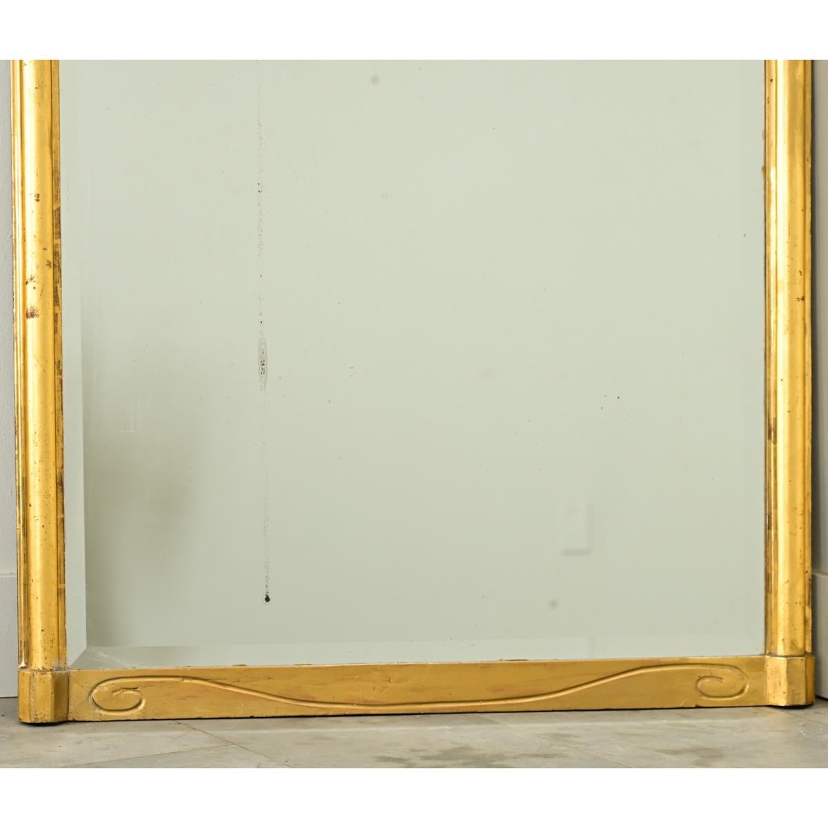 Intagliato Specchio francese Art Nouveau dorato in vendita