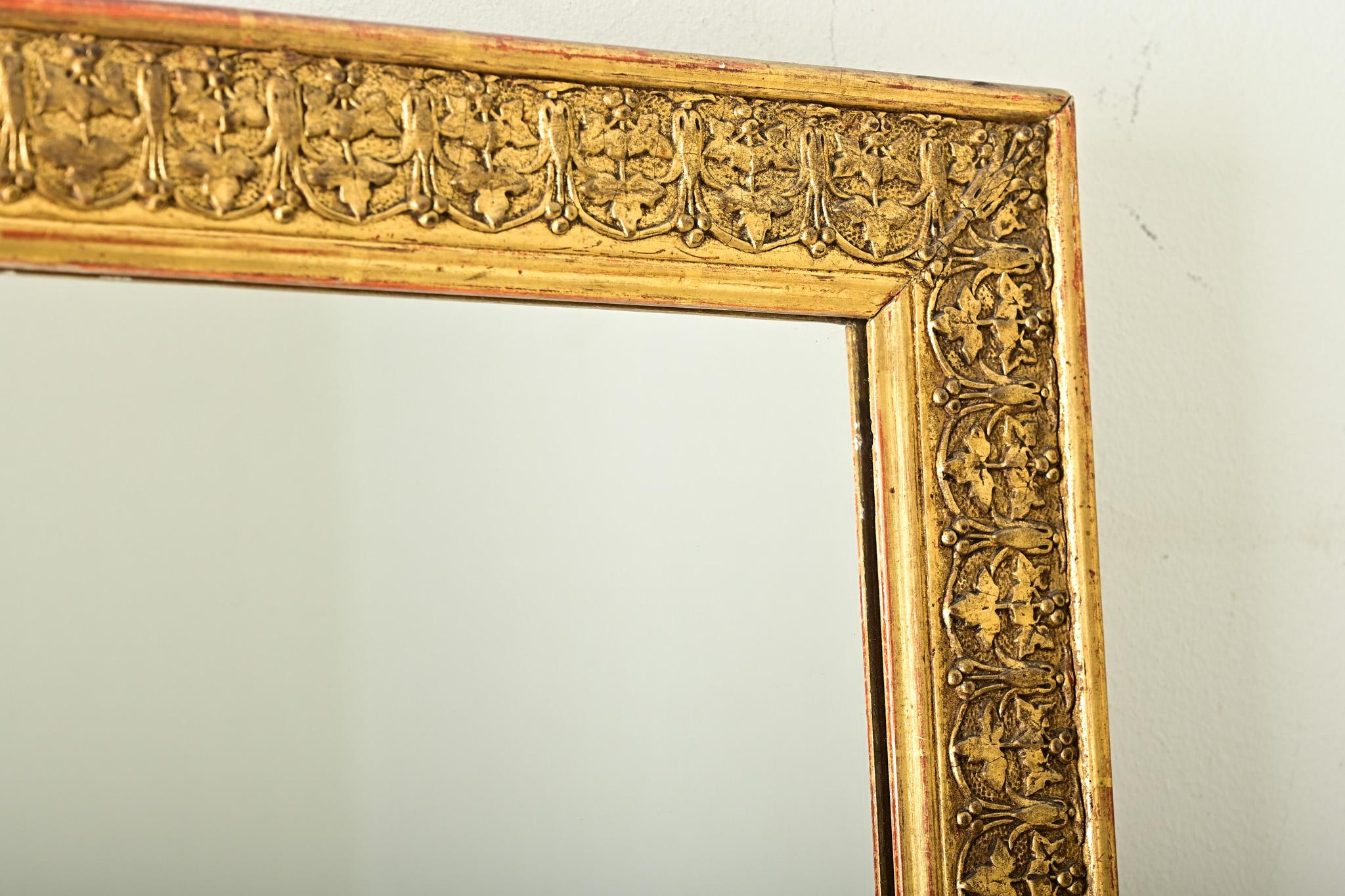 Gesso Specchio francese Art Nouveau dorato in vendita