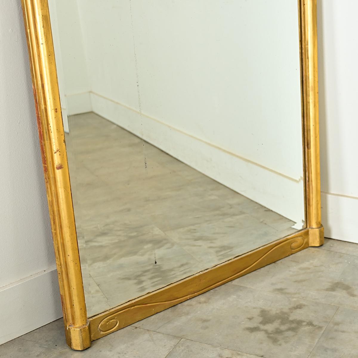 Specchio francese Art Nouveau dorato in vendita 2