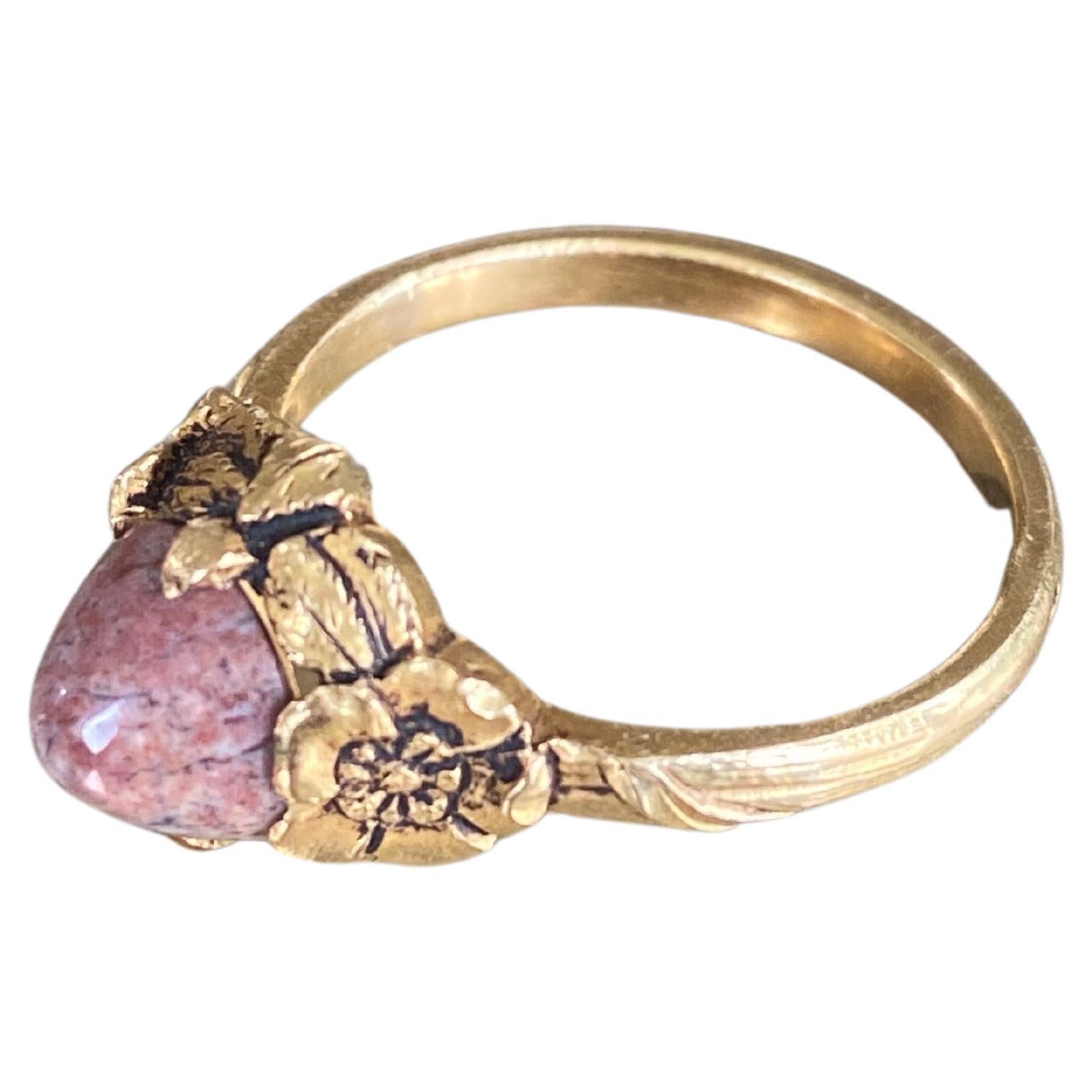 French Art Nouveau Golden Ring with Violet Agate Surronded with Flowers For Sale