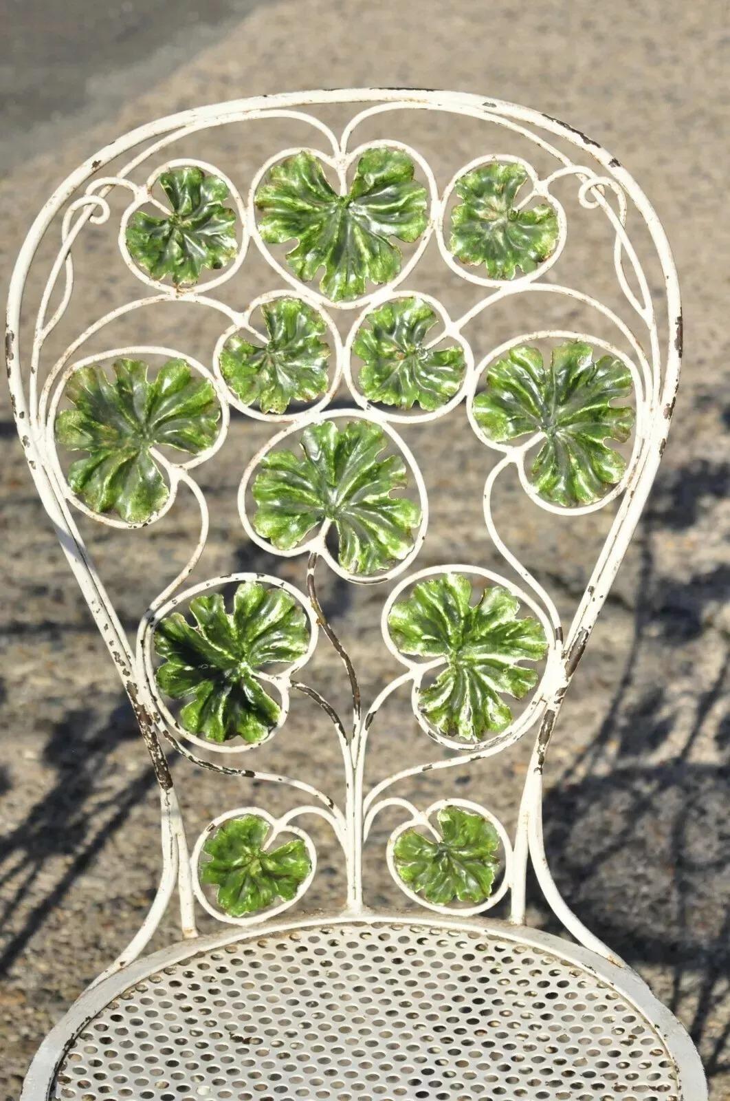 Inconnu Ensemble de salle à manger de jardin Art Nouveau français en feuilles d'érable vert - 5 pièces en vente