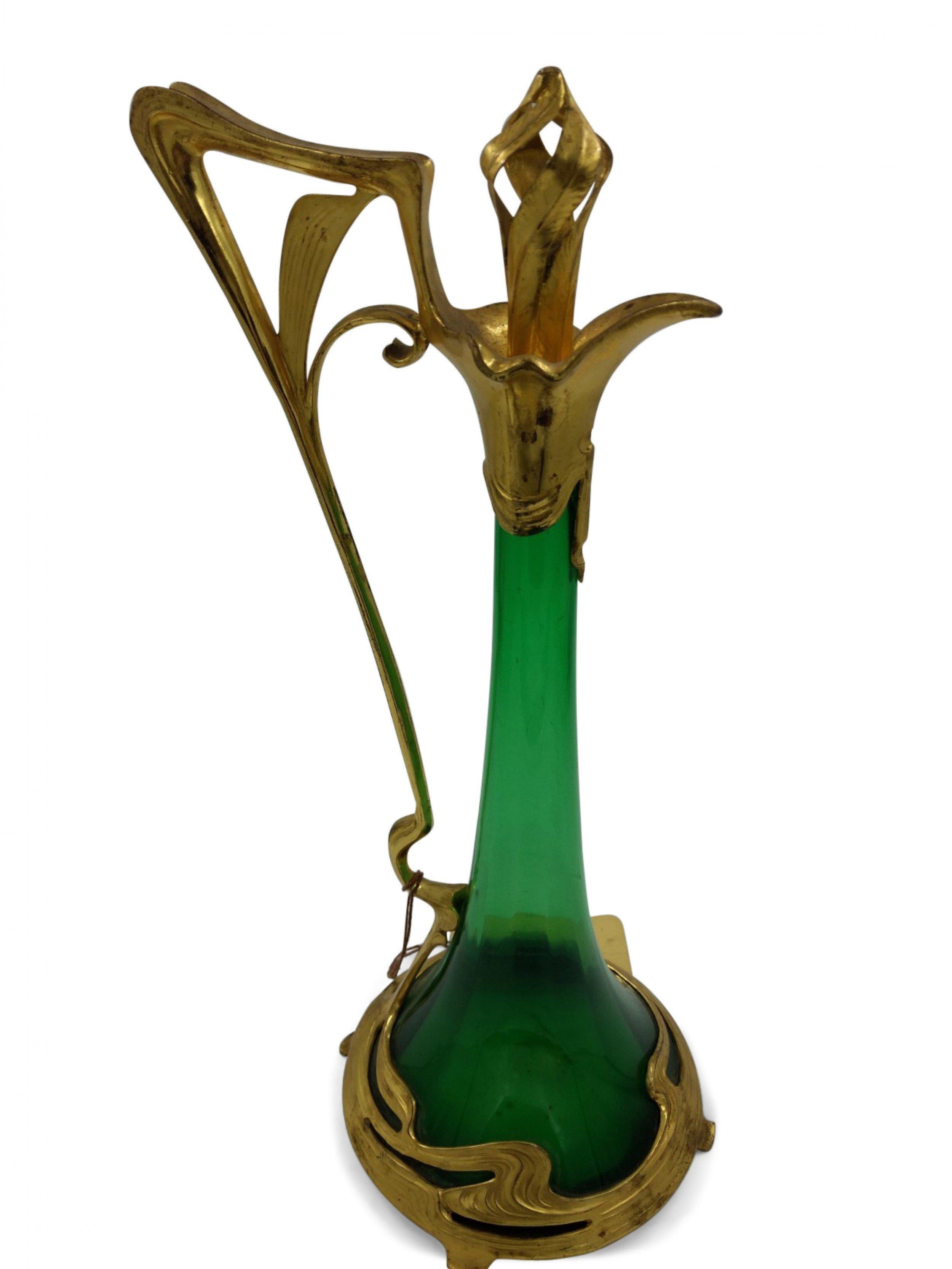 20th Century French Art Nouveau Green Glass Decanter For Sale