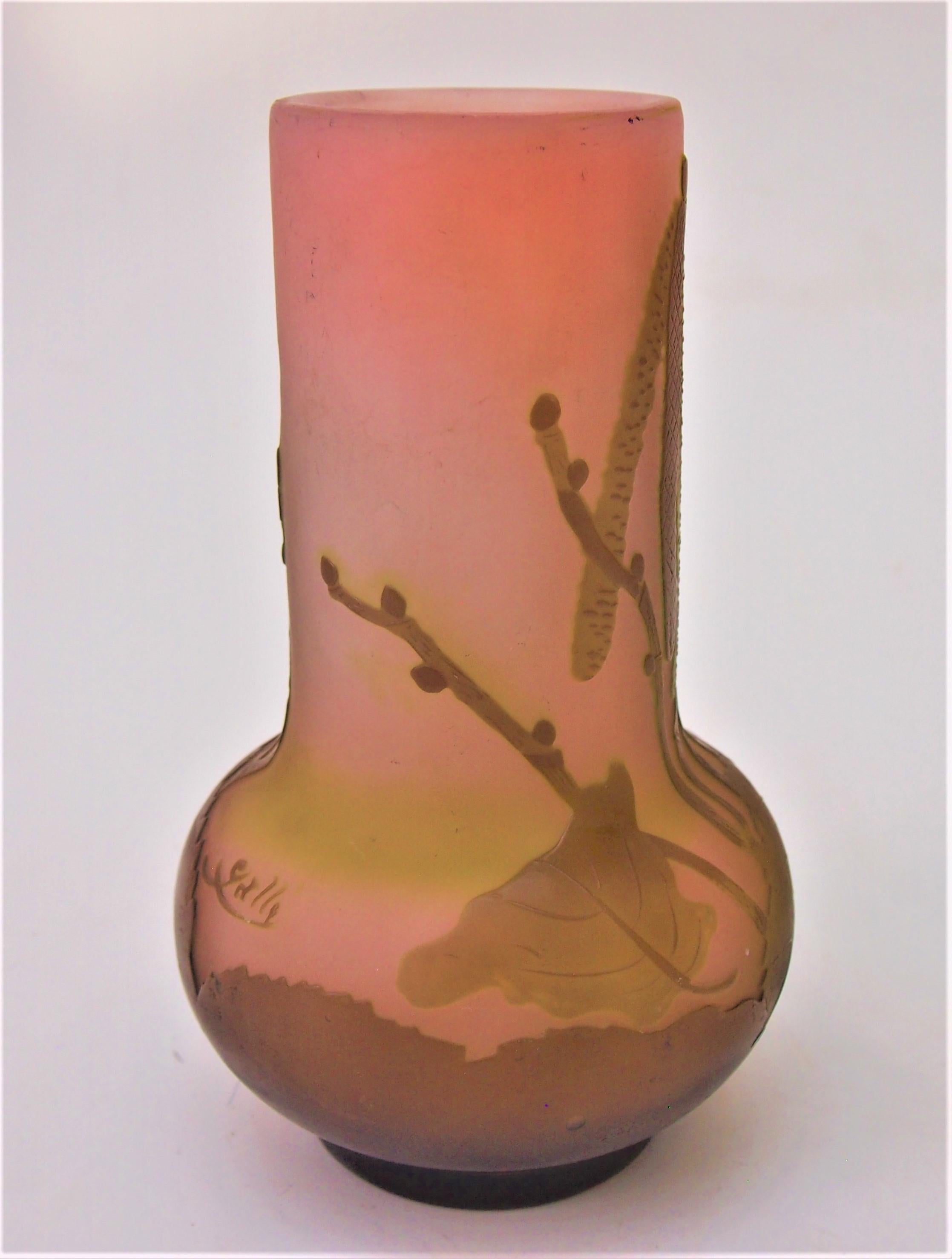 French Art Nouveau Green/Pink Emile Galle Cameo Glass Vase with Hazelnut Catkins In Good Condition For Sale In Worcester Park, GB