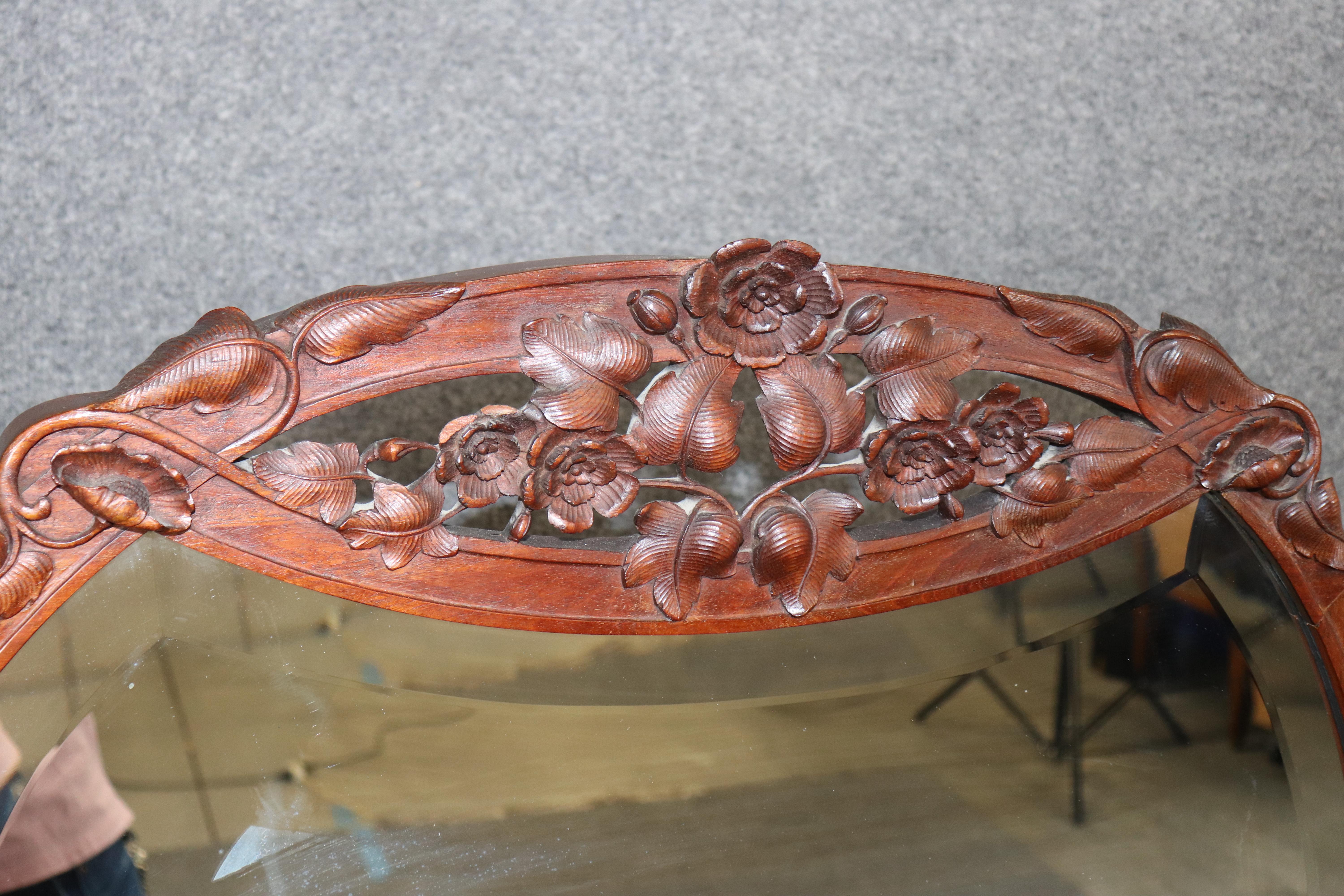Vanità francese Art Nouveau intarsiata in noce e legno satinato da donna Galle in vendita 10