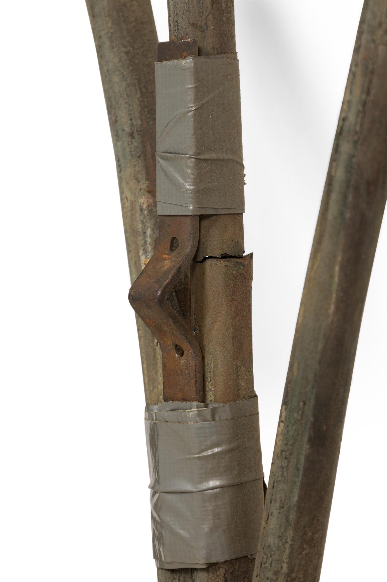 Ringhiera in ferro in stile Art Nouveau francese con design a giglio in vendita 1