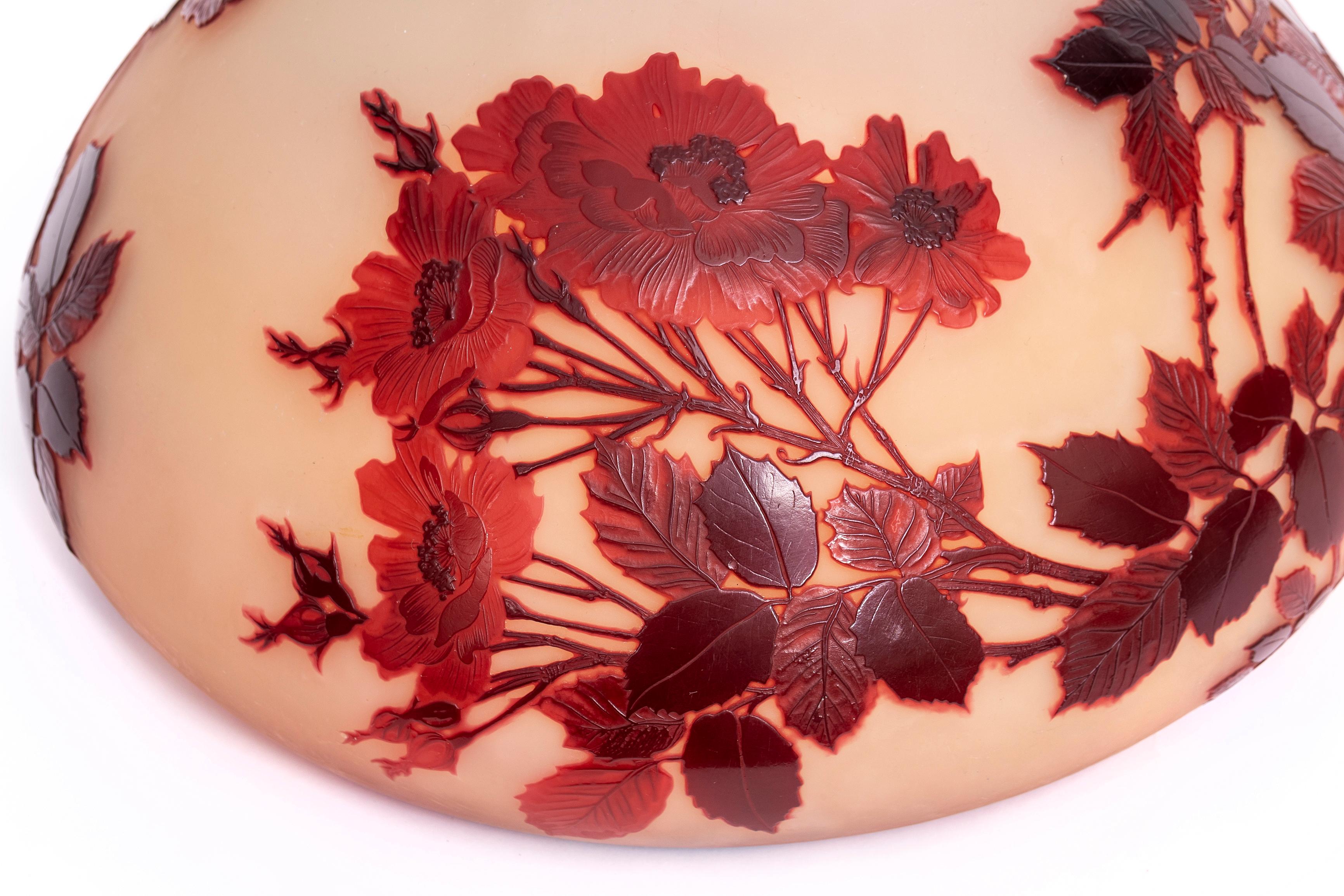 French Art Nouveau Lamp by Emile Galle Cameo Cut Glass in Red Sunset Colors For Sale 1
