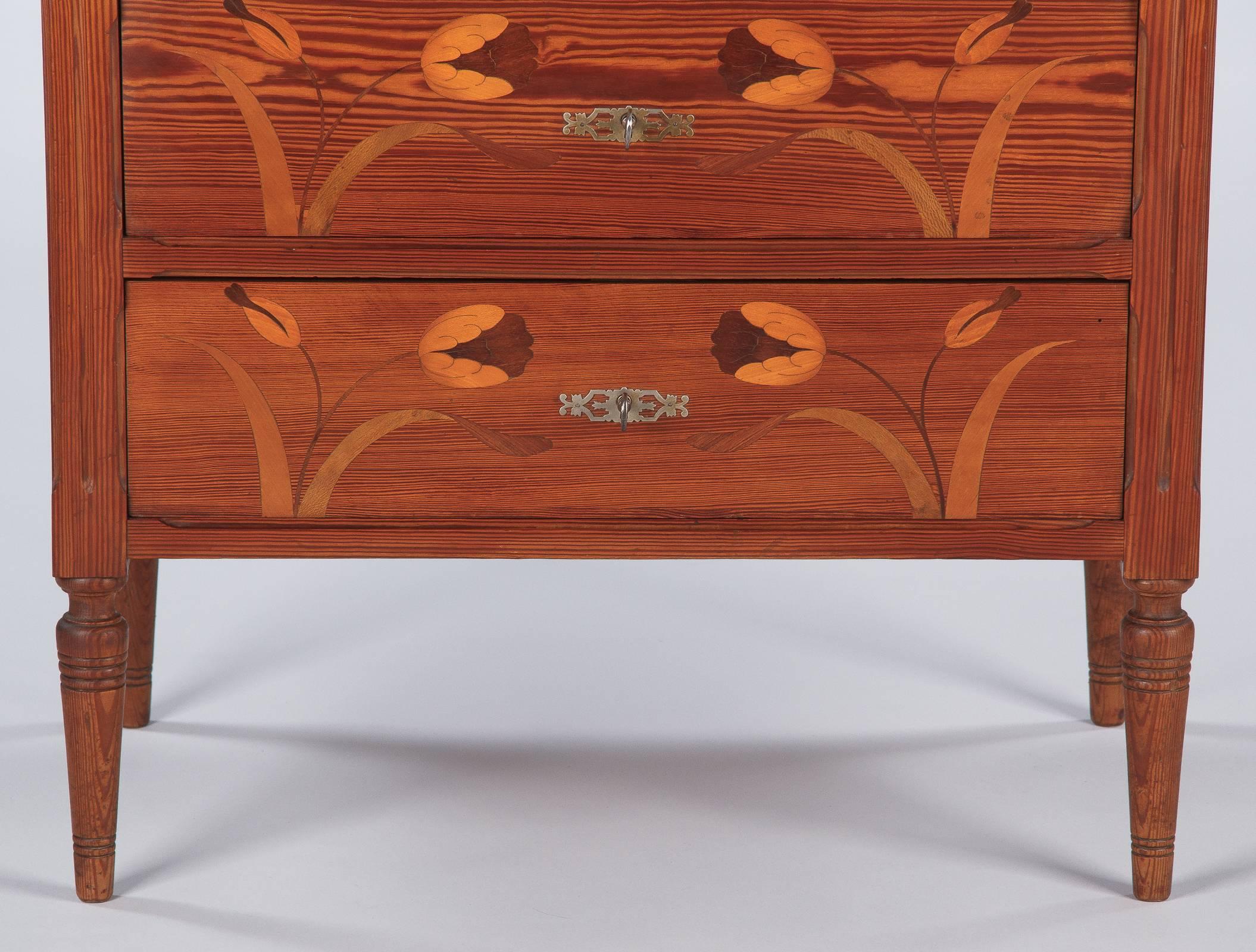 French Art Nouveau Longleaf Pine Chest of Drawers, 1900s 1