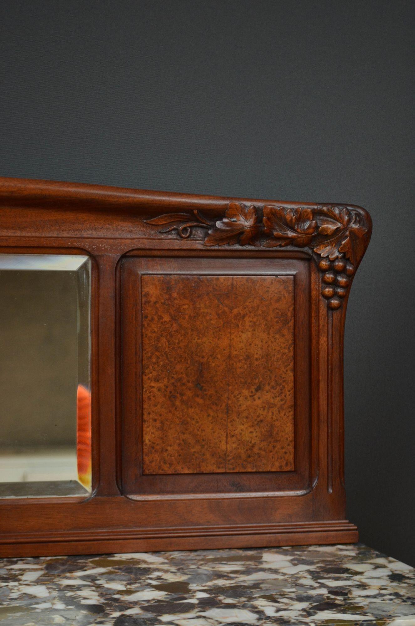 Marmo Buffet / Credenza in mogano Art Nouveau francese in vendita