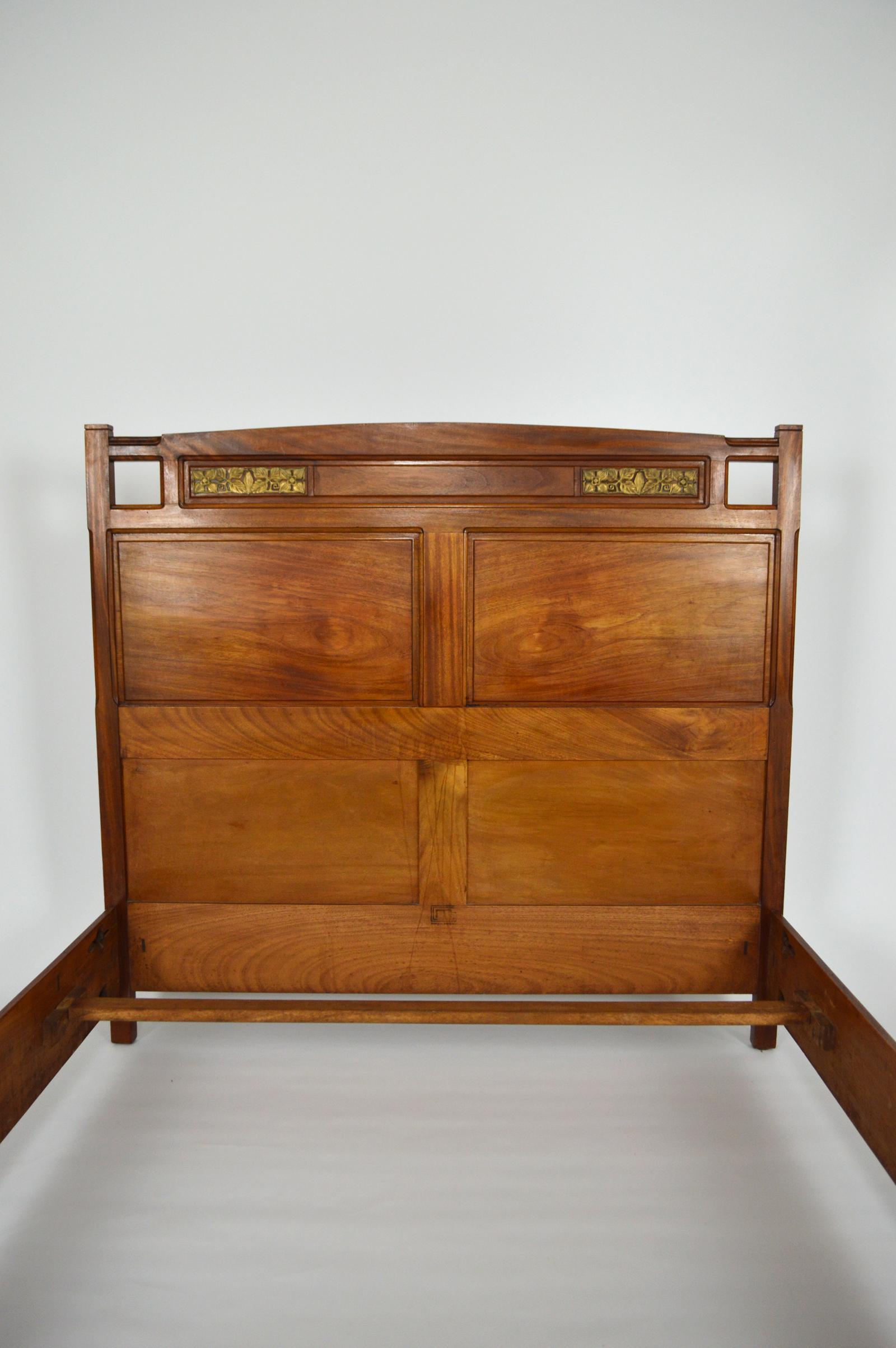 French Art Nouveau Mahogany Clematis Bedroom Set by Mathieu Gallerey, circa 1920 For Sale 5