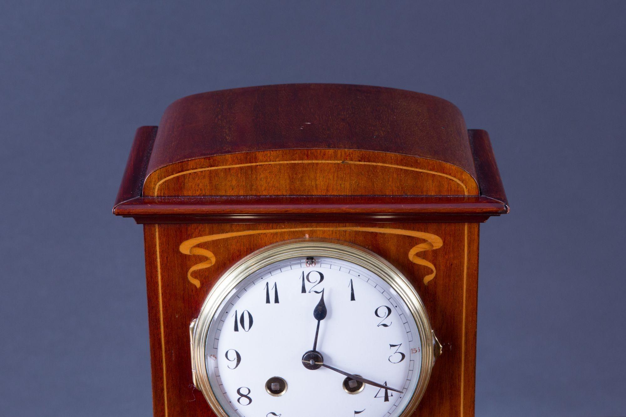 French Art Nouveau Mahogany Mantel Clock In Good Condition For Sale In Norwich, GB
