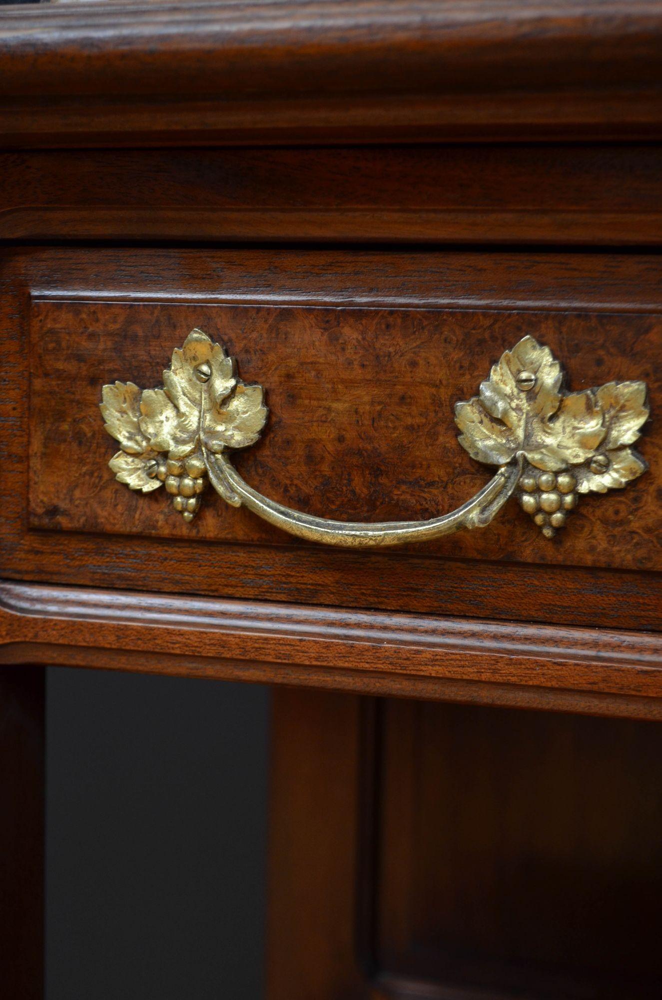 Credenza francese Art Nouveau in mogano Buffet in vendita 6