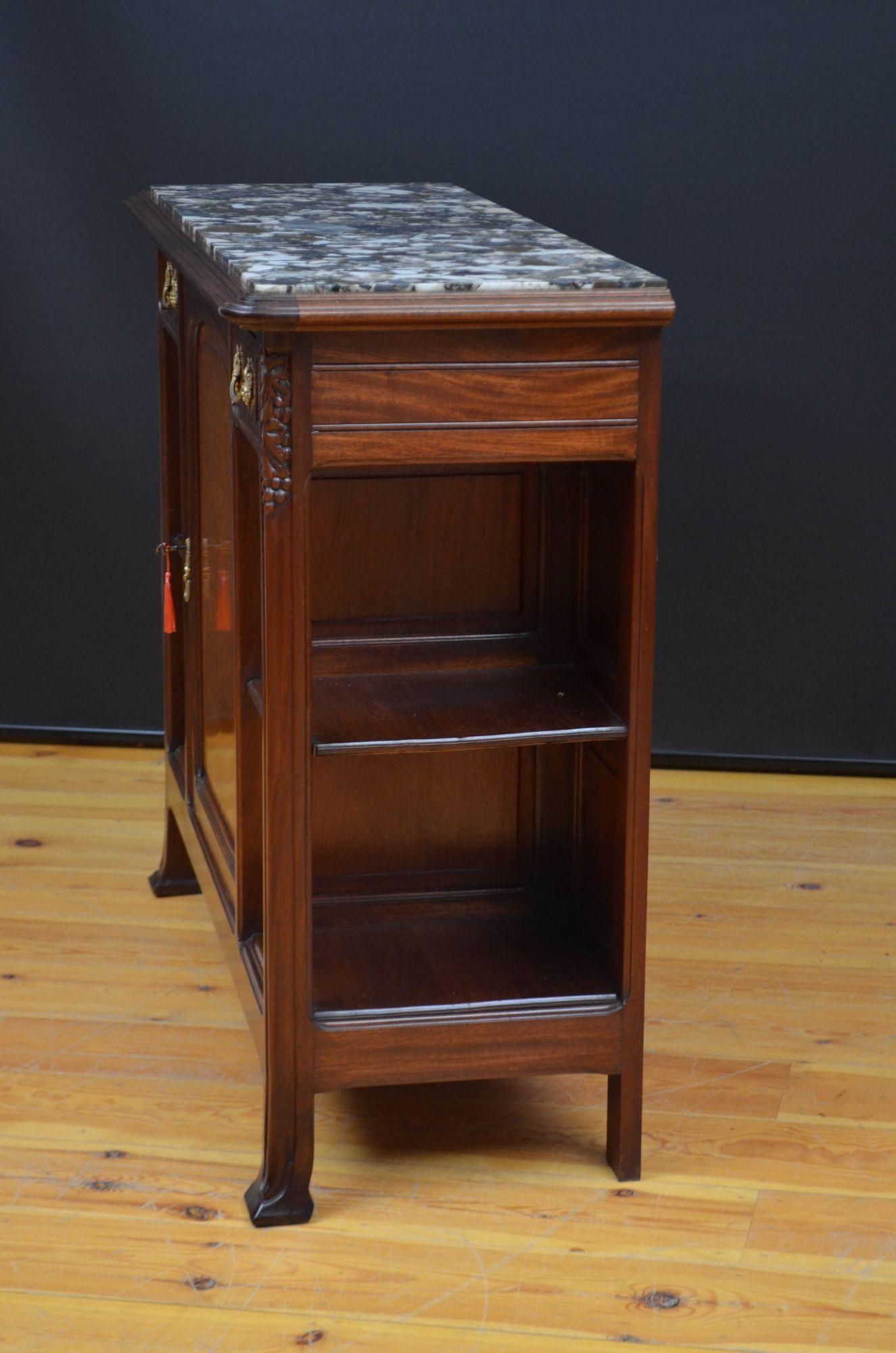 Credenza francese Art Nouveau in mogano Buffet in vendita 9