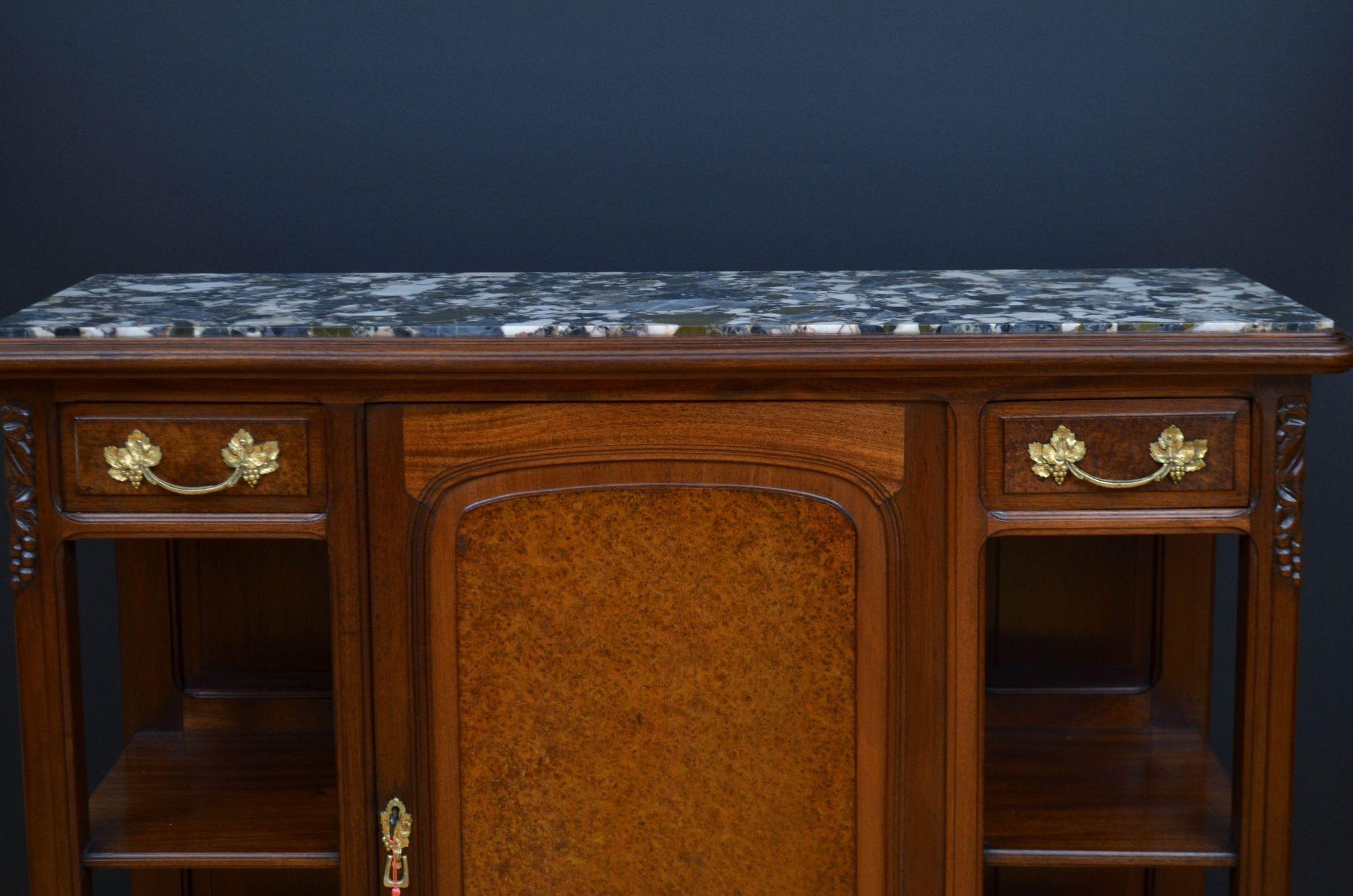 Credenza francese Art Nouveau in mogano Buffet in vendita 2