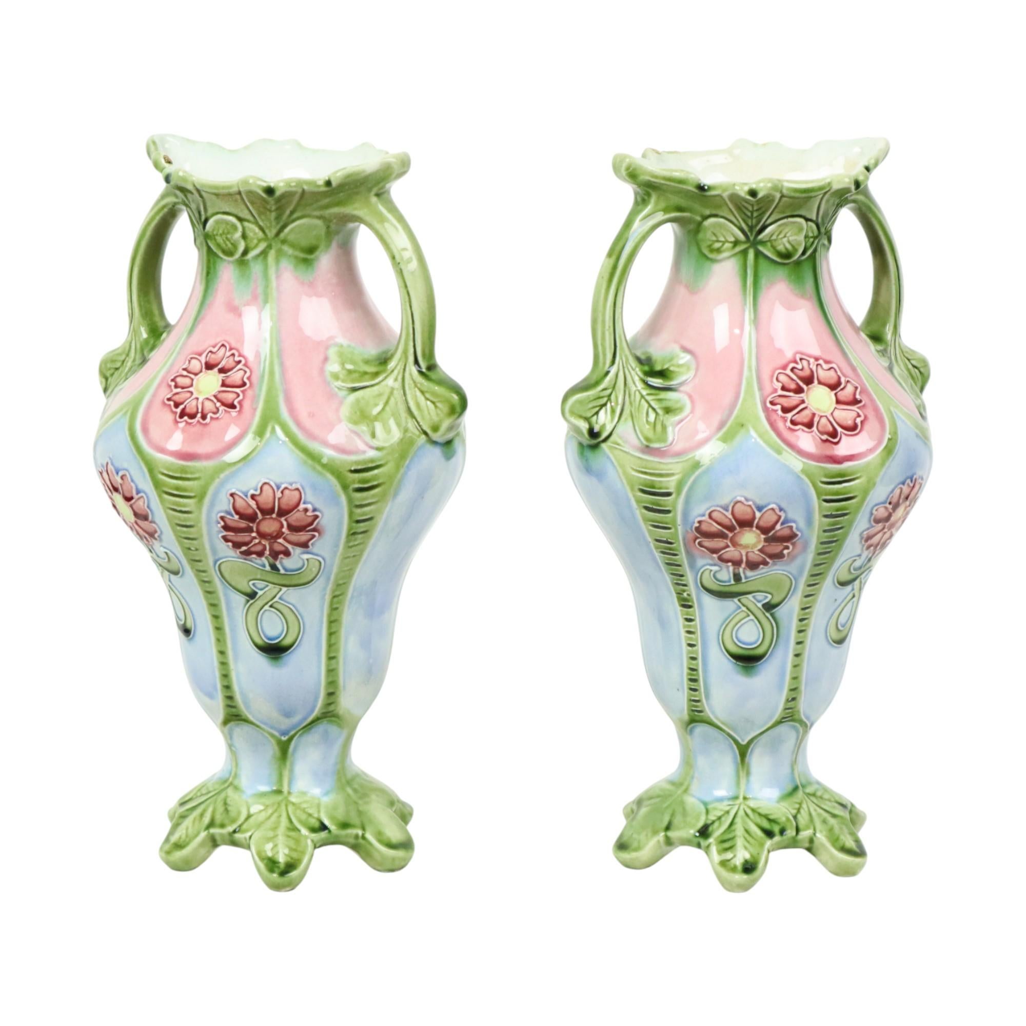 Vasi in maiolica Art Nouveau francese del 1900 ca. in vendita 8