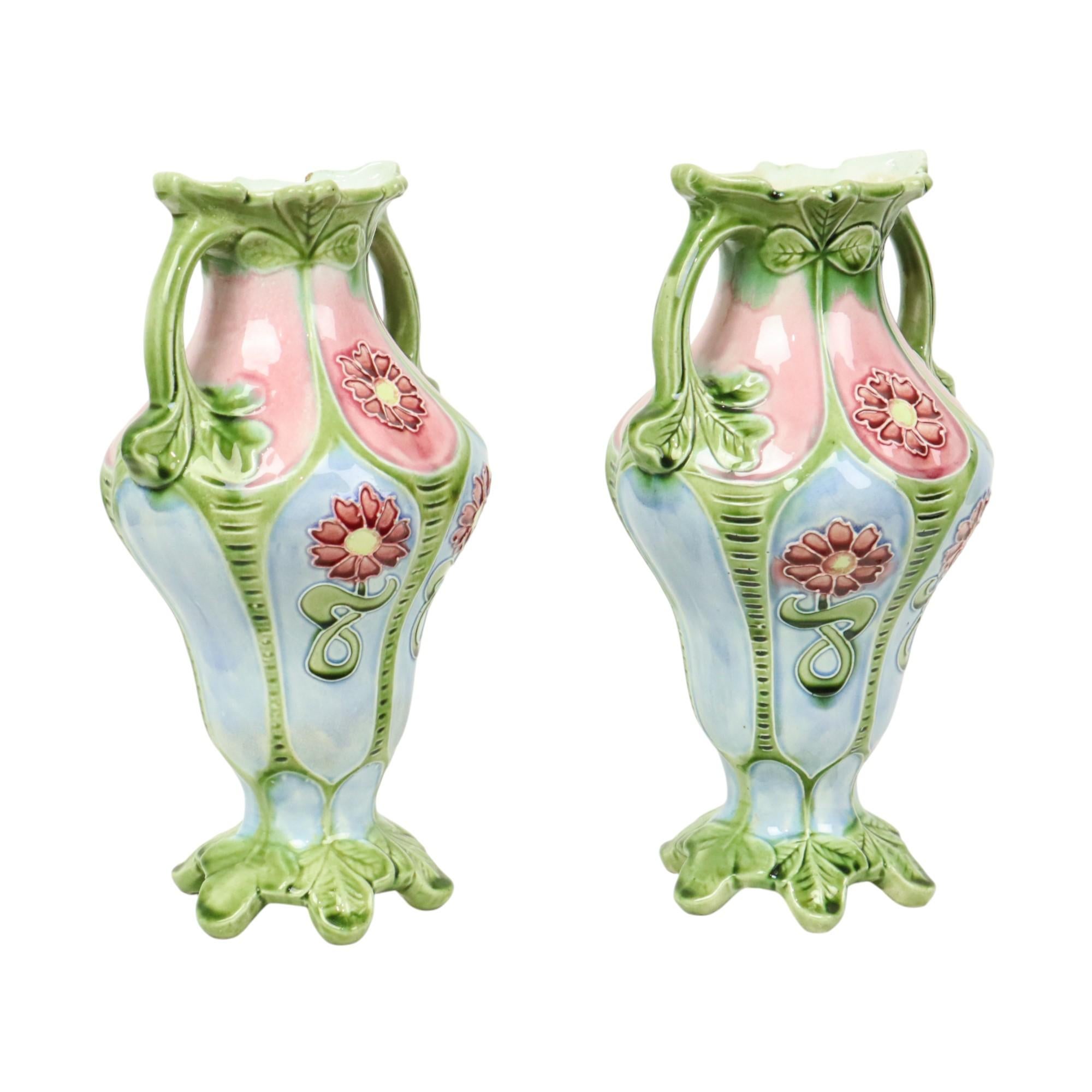 XX secolo Vasi in maiolica Art Nouveau francese del 1900 ca. in vendita