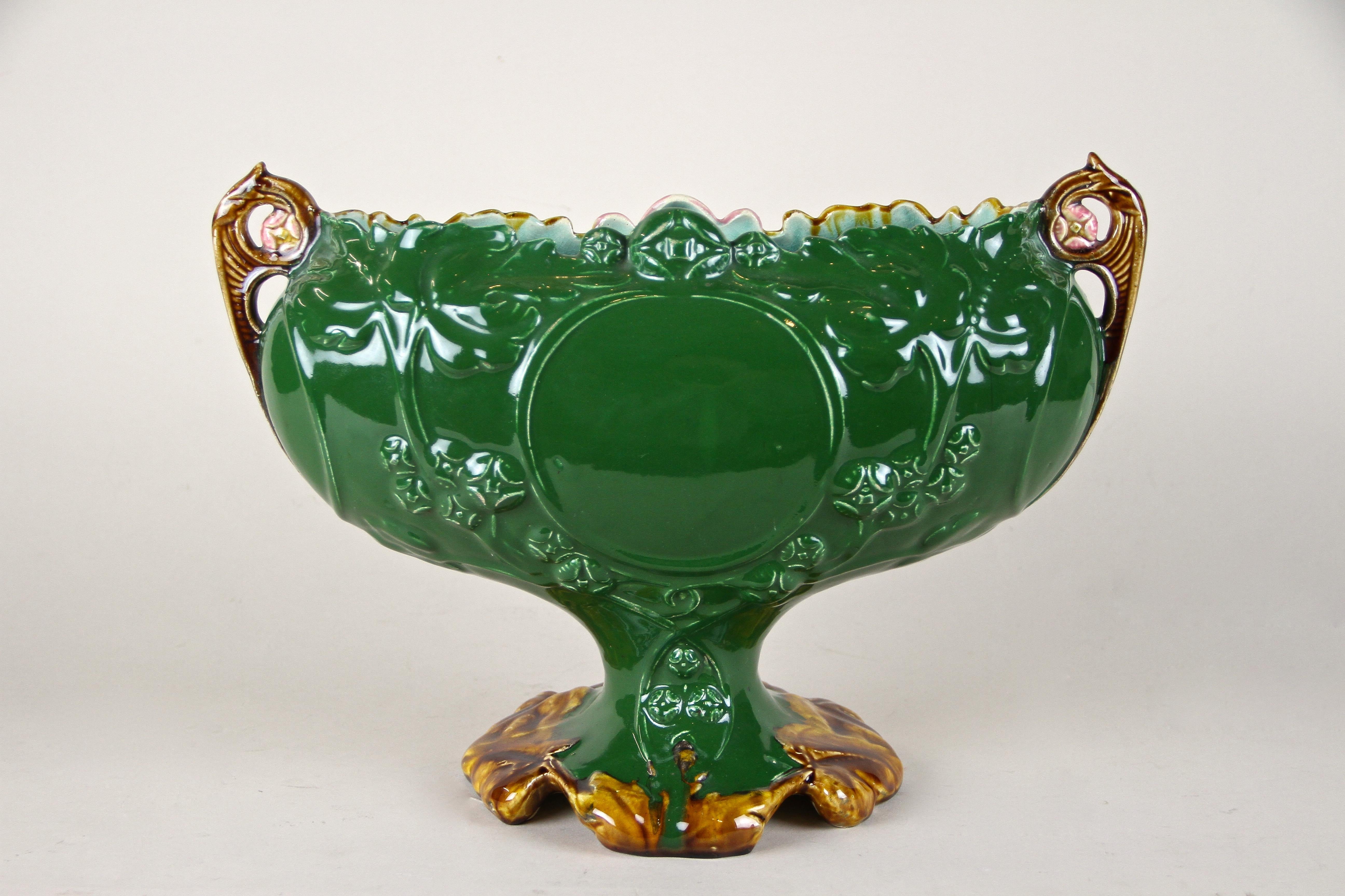 French Art Nouveau Majolica Jardinière Hand Painted, France, circa 1900 1