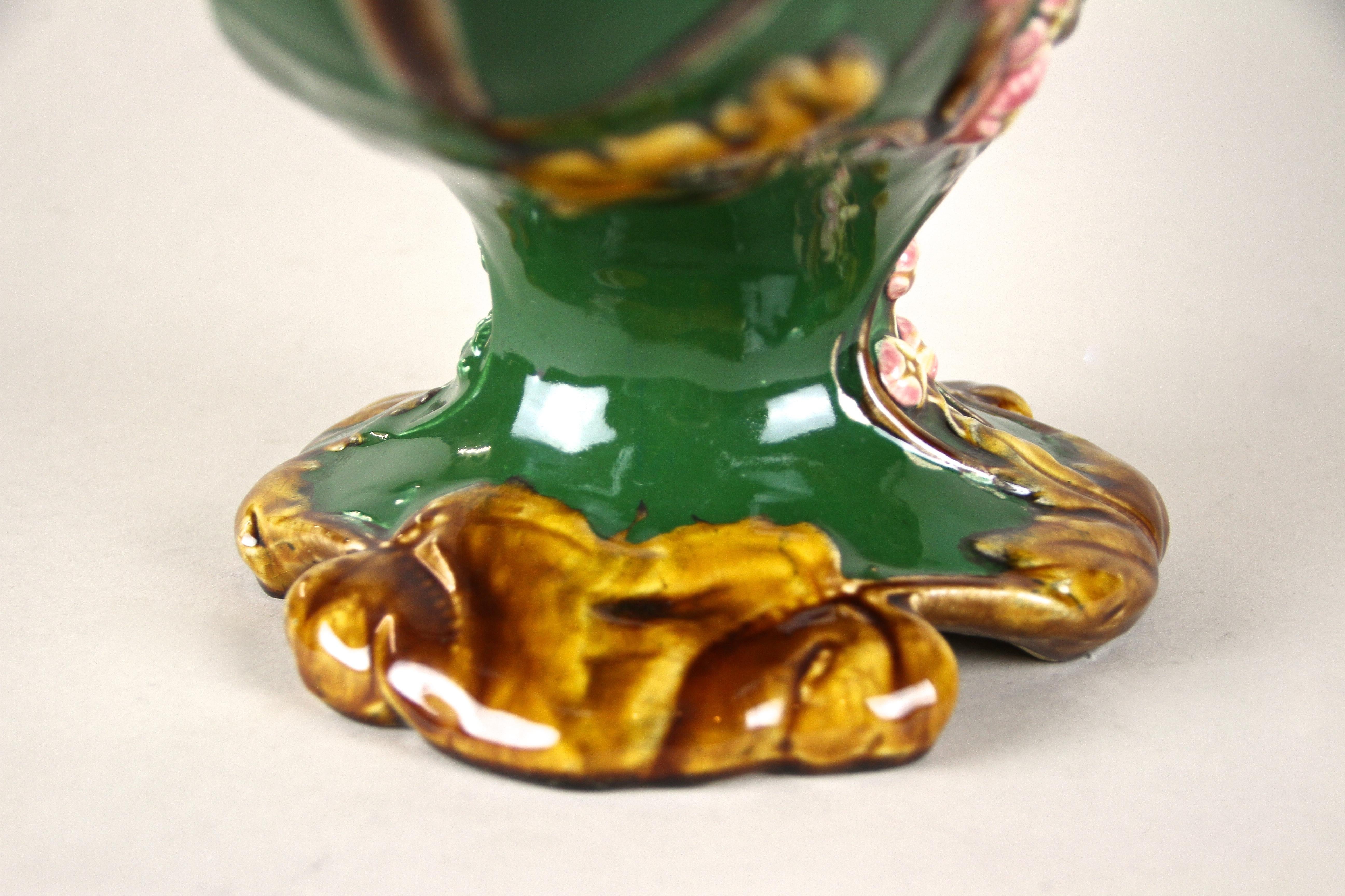 French Art Nouveau Majolica Jardinière Hand Painted, France, circa 1900 3