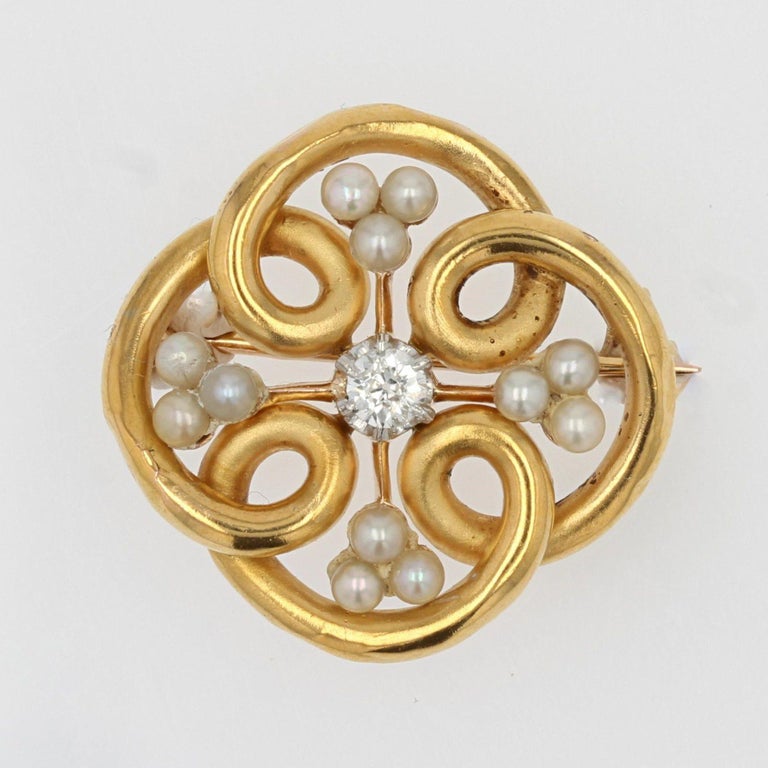 French Art Nouveau Natural Pearls Diamonds 18 Karat Yellow Gold Brooch For Sale 5