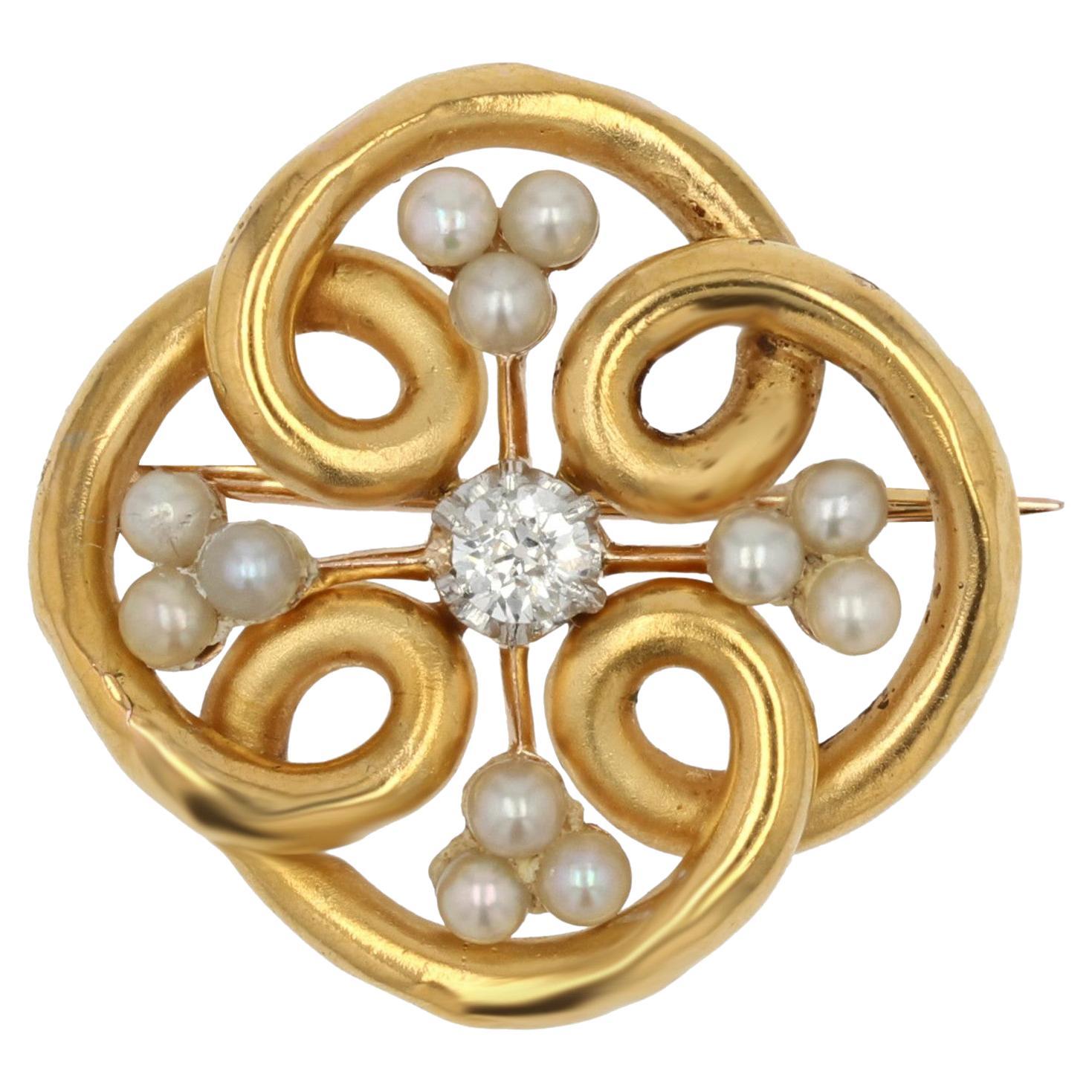 French Art Nouveau Natural Pearls Diamonds 18 Karat Yellow Gold Brooch