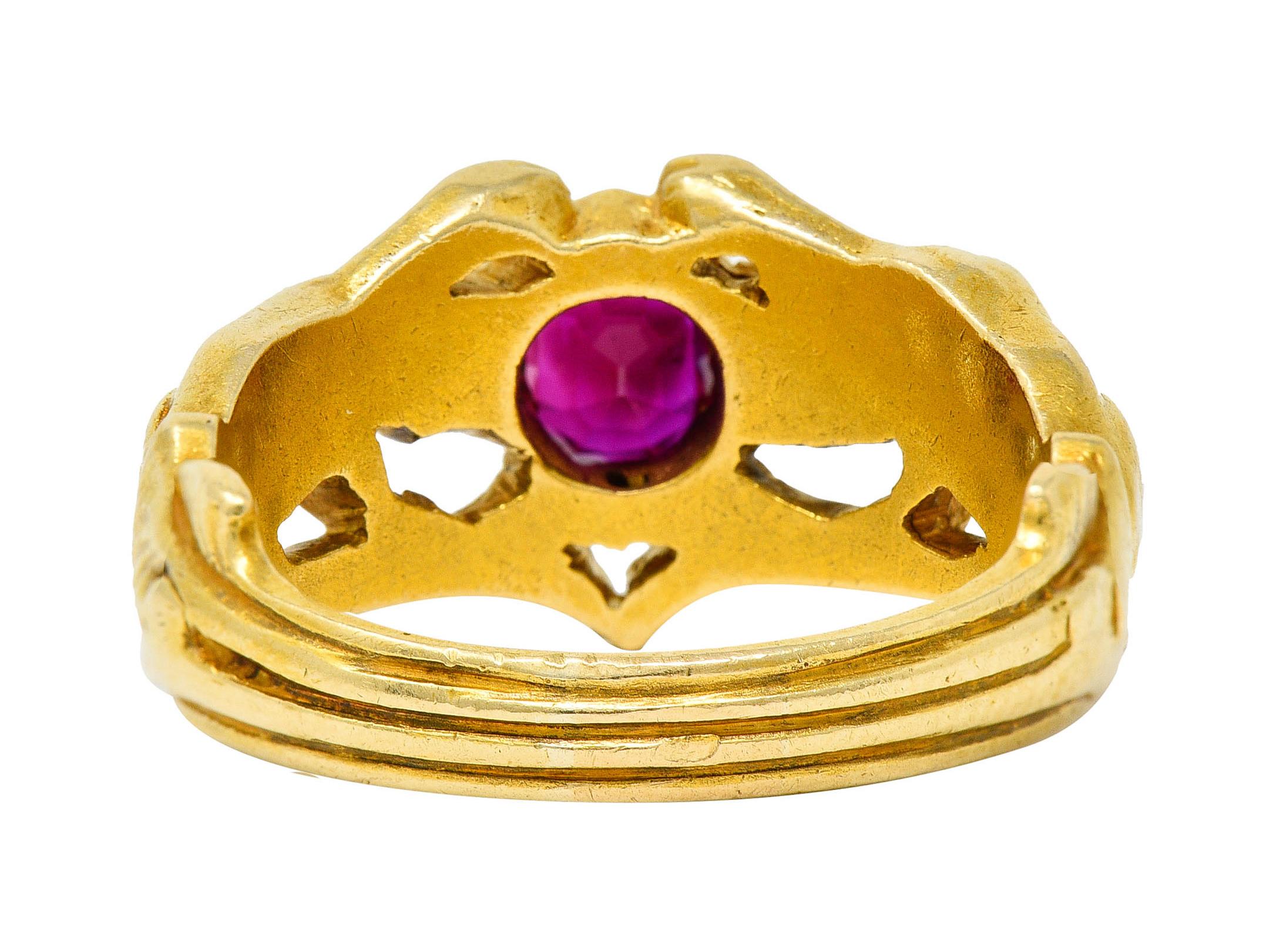 Französischer Jugendstil No Heat Burma Rubin 18 Karat Gold Jaguar Band Ring AGL (Ovalschliff)