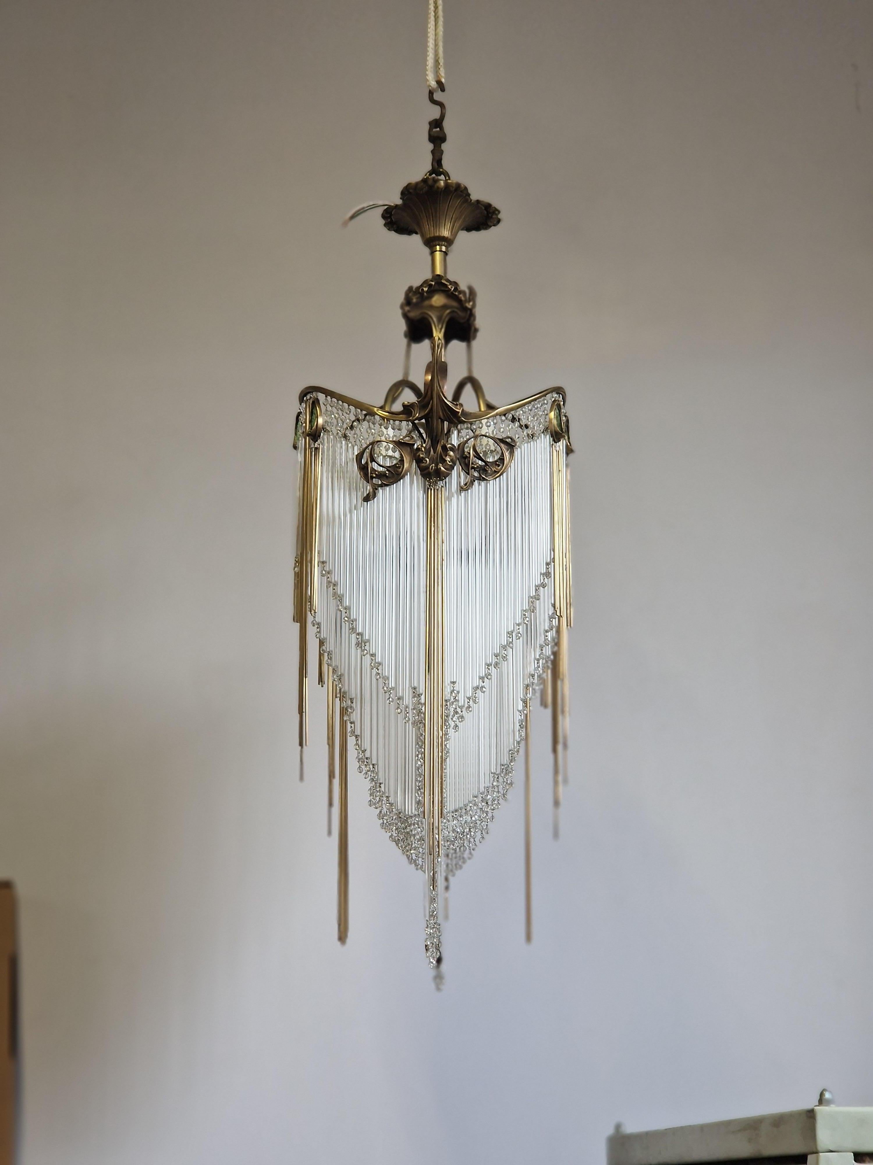 Lampadario francese Art Nouveau in bronzo antico Guimard In condizioni Nuovo in vendita a Rebais, FR