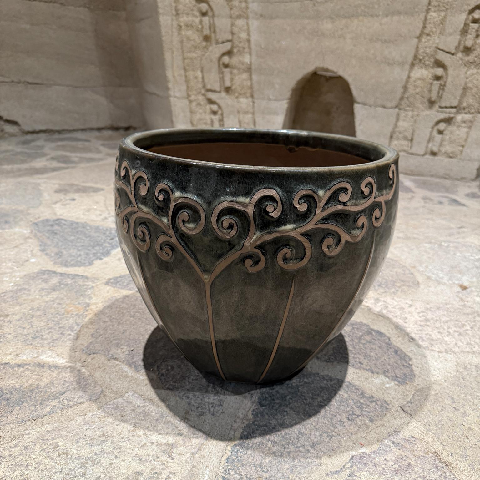 French Art Nouveau Olive-Green Planter Jardinière For Sale 1