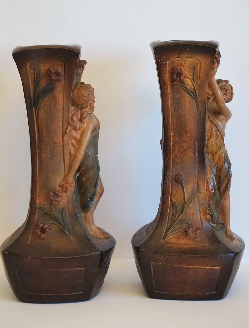 A stunning French Art Nouveau pair of large vases with female figures of the era, signed by the Parisian Sculptor F. Citti, Paris, 1900-1910

Measures:
Height 19 in (48 cm)
Width 7.25 in (18 cm)
Depth 7.25 in (18 cm).

The entire vases are in very