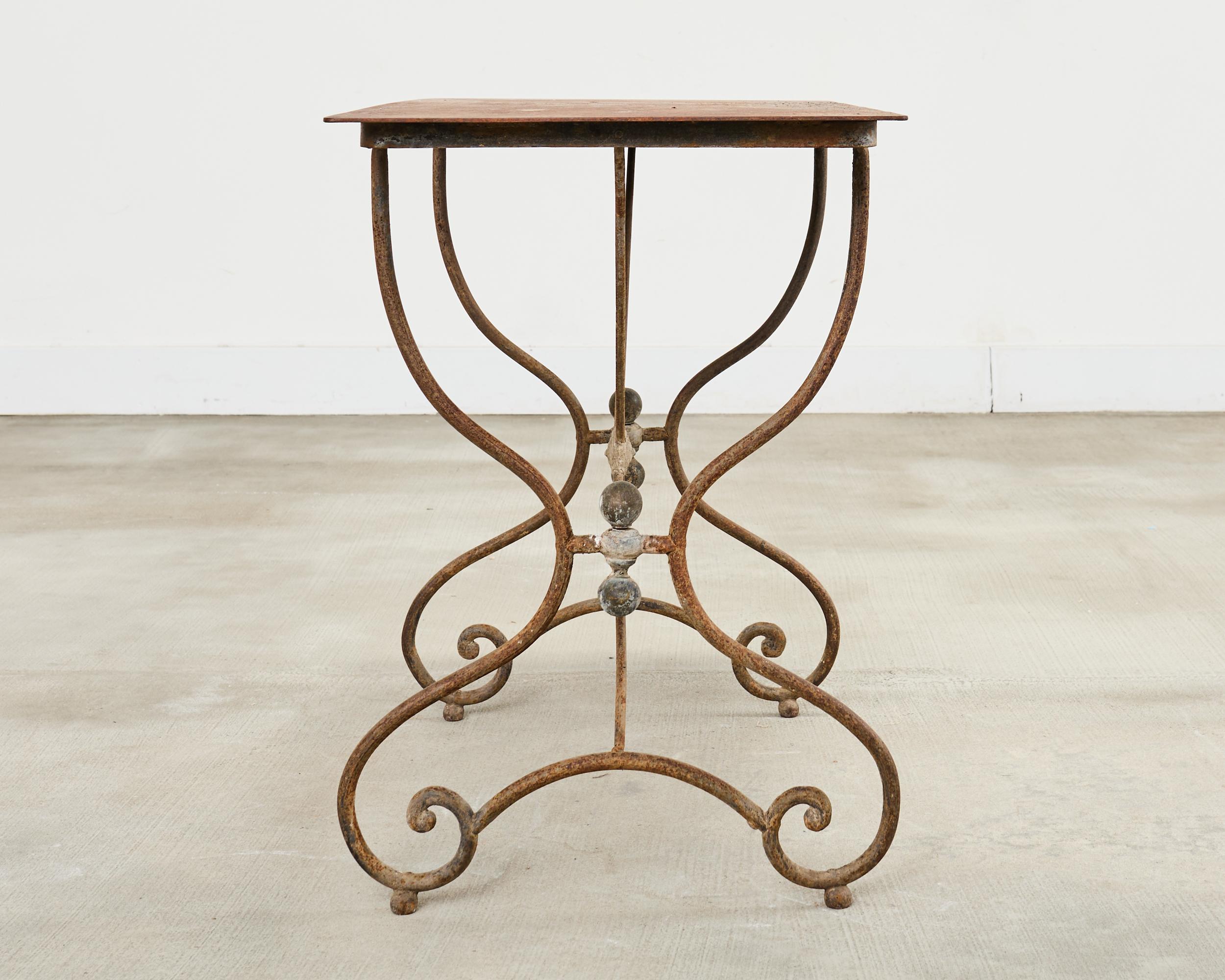 20th Century French Art Nouveau Patinated Iron Bronze Garden Bistro Table For Sale