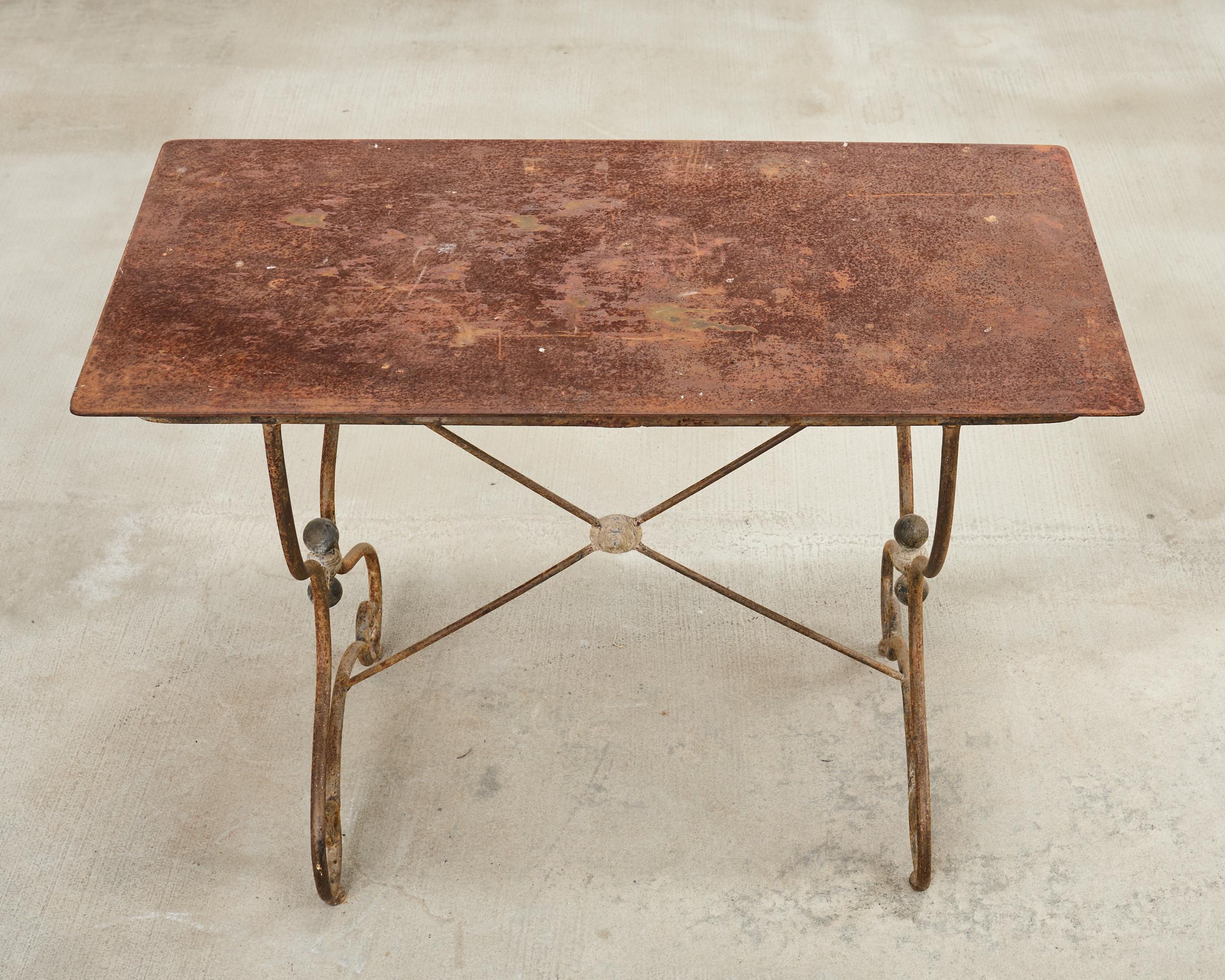 French Art Nouveau Patinated Iron Bronze Garden Bistro Table For Sale 1