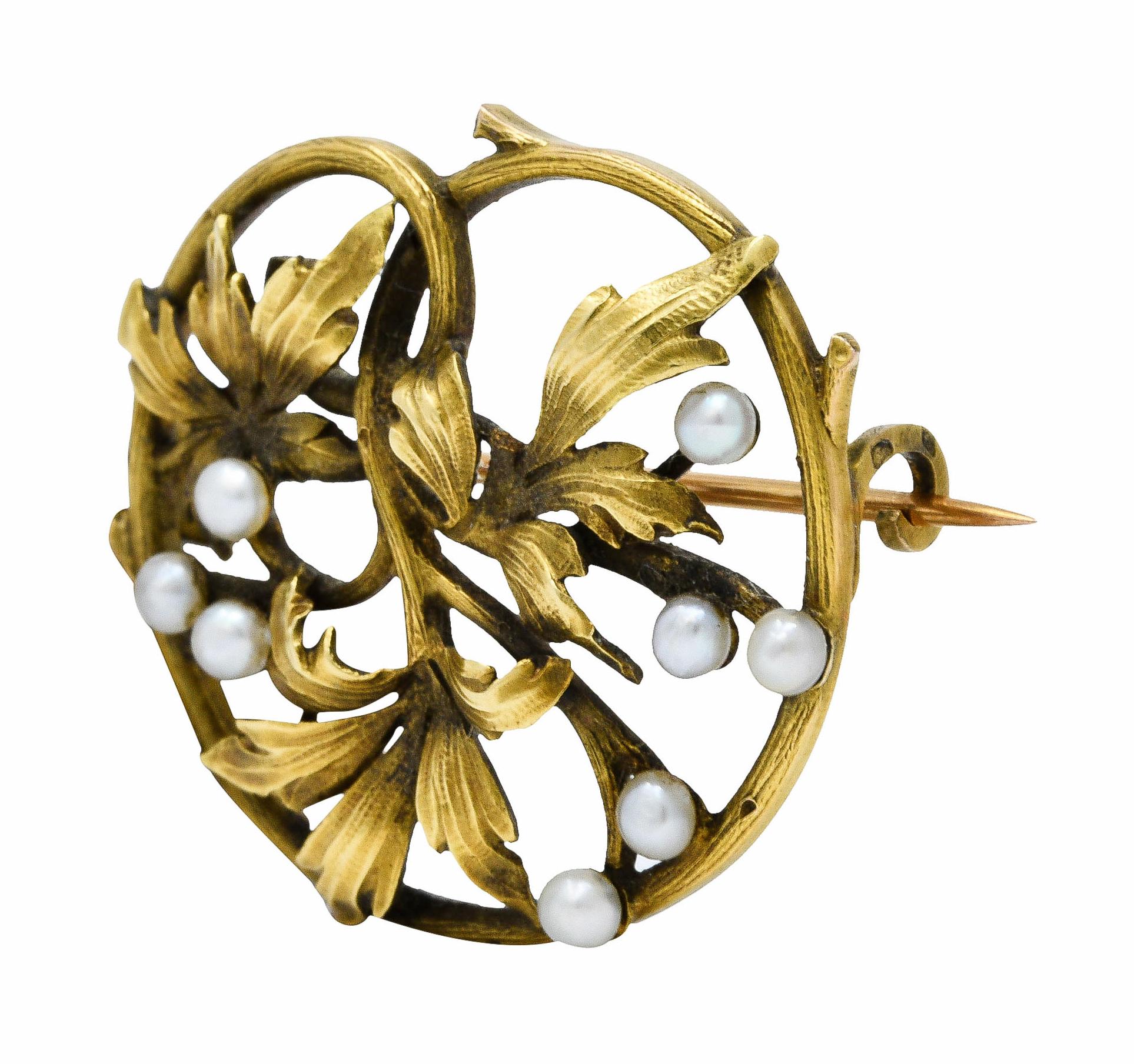 Women's or Men's French Art Nouveau Pearl 18 Karat Gold Foliate Ivy Brooch Circa 1905