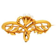 Antique French Art Nouveau Pearl 18 Karat Gold Whiplash Flower Brooch