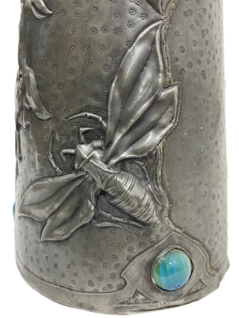 French Art Nouveau Pewter Vase In Good Condition For Sale In Delft, NL