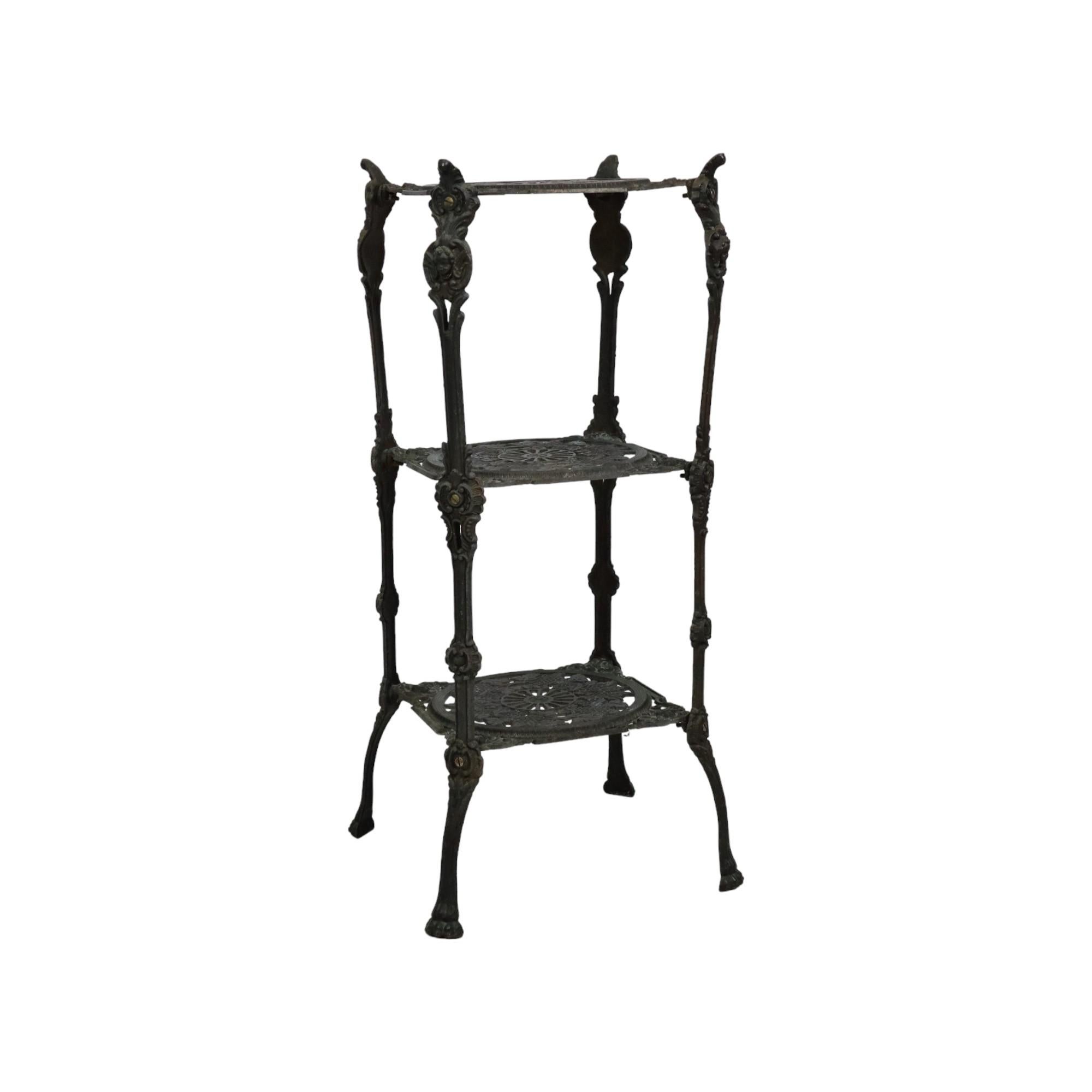 Table à plantes Art Nouveau Etagere Artificiel Bronze Antique circa 1900 en vente 2