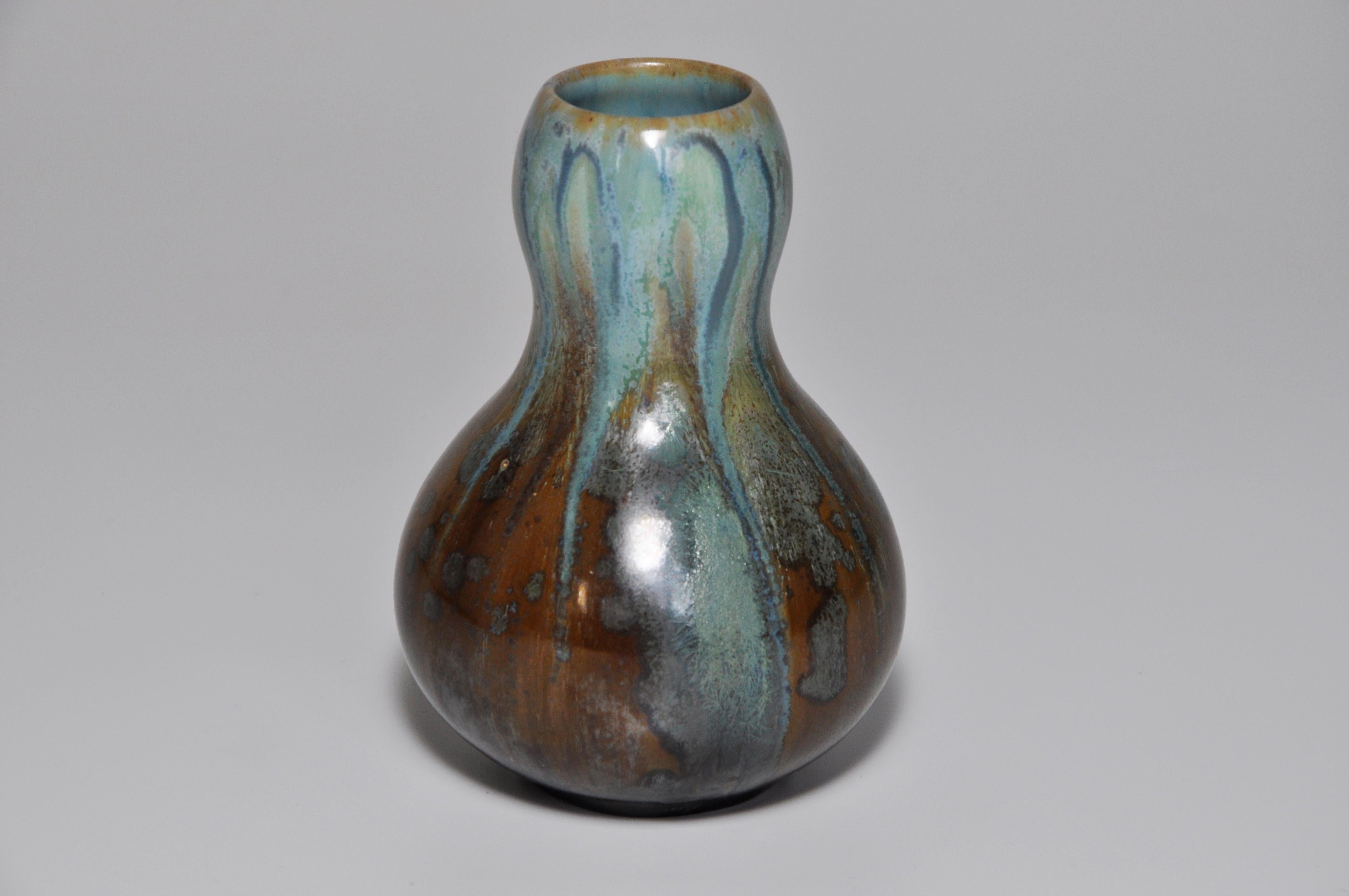 Französische Jugendstil-Keramik-Vase mit blau-grüner kristalliner Glasur und Kristallglasur, Pierrefonds (20. Jahrhundert) im Angebot