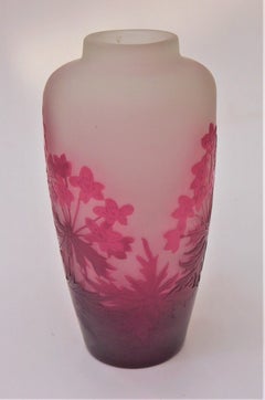 French Art Nouveau Red and Clear Signed Emile Gallé Cameo Glass Vase circa 1920