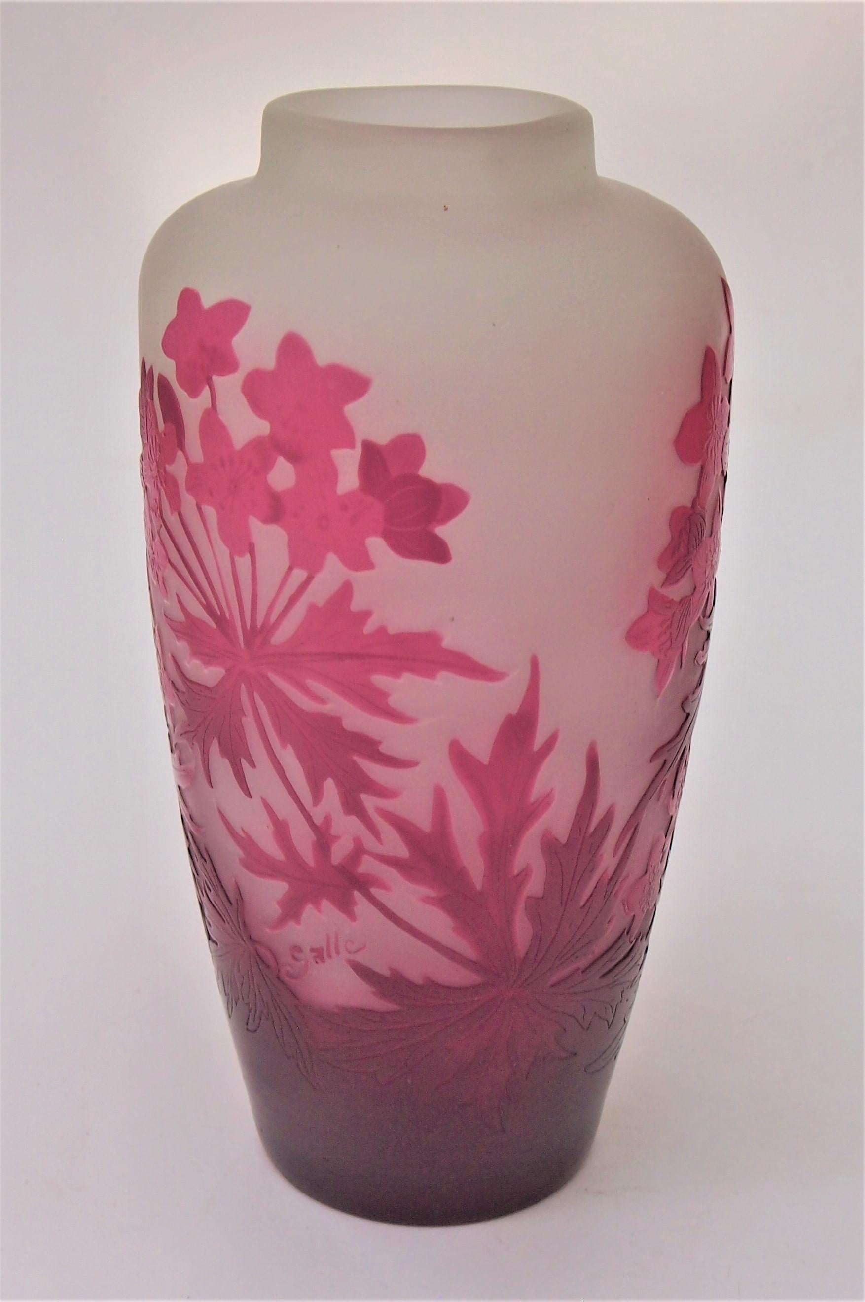 Early 20th Century French Art Nouveau Red and Clear Signed Emile Gallé Cameo Glass Vase circa 1920 For Sale