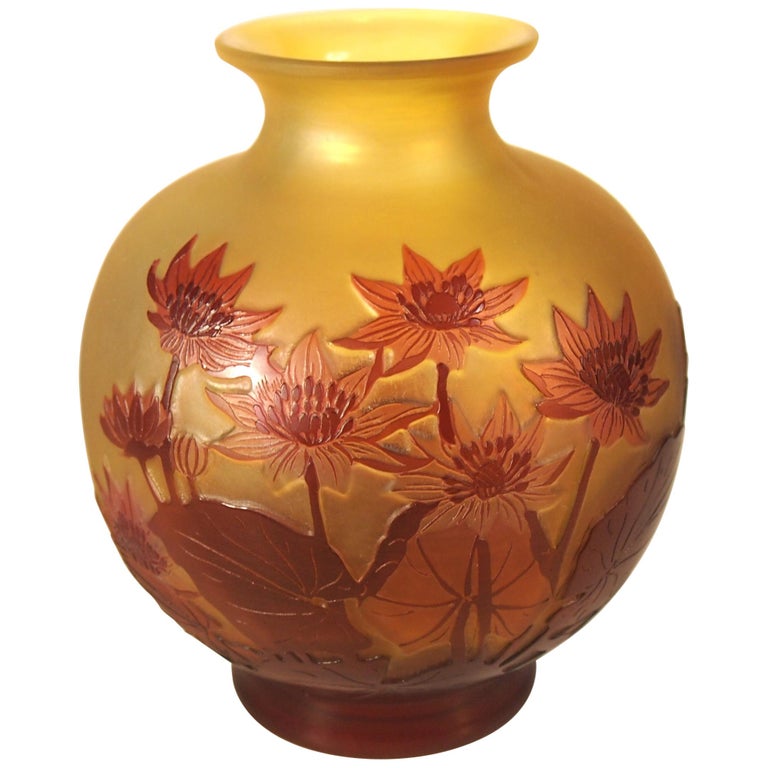 French Art Nouveau Red and Yellow Signed Emile Gallé Cameo Glass Vase circa 1900 For Sale
